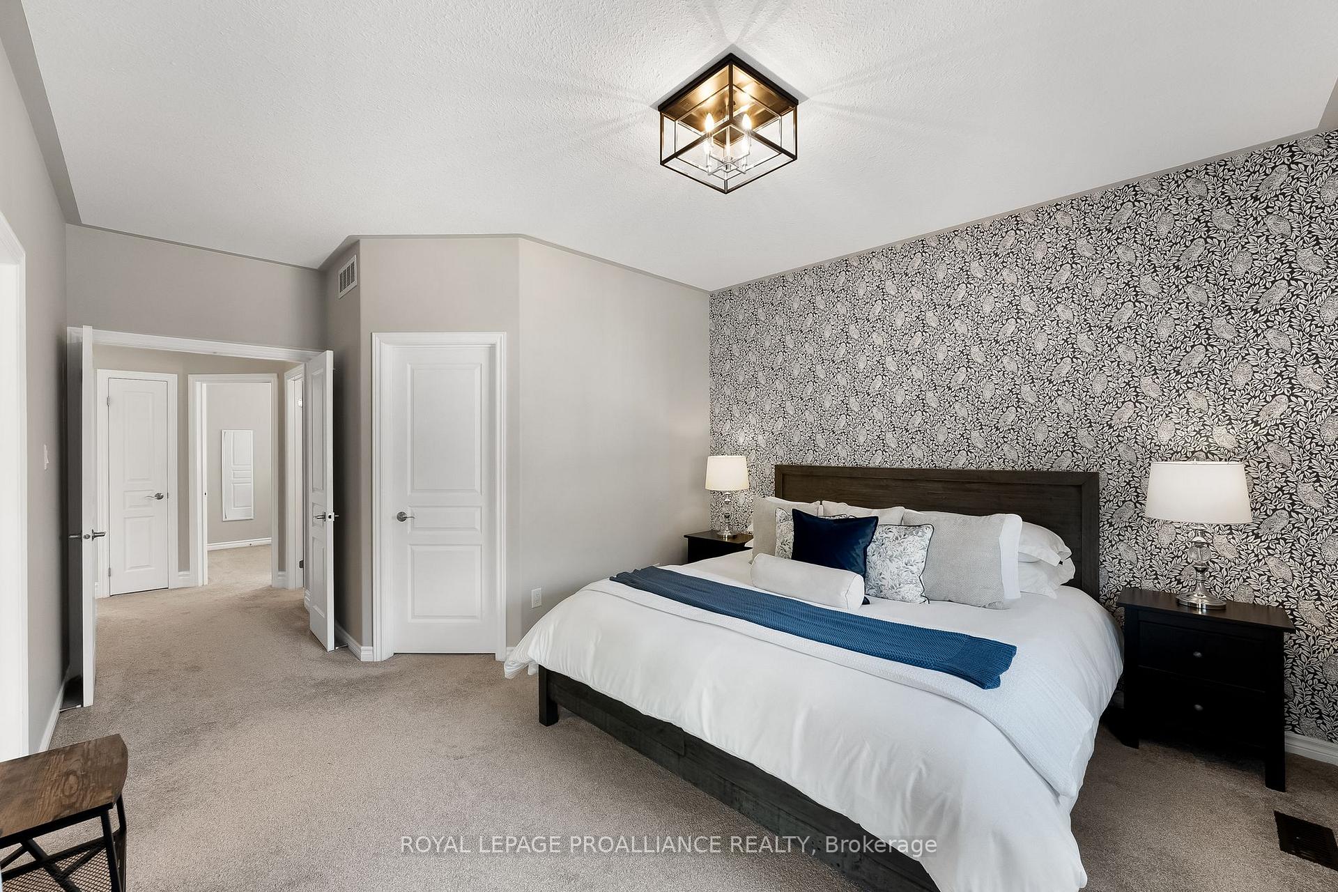 Photo 34 of 194 Fenning Drive, Clarington, Courtice — HOMEH