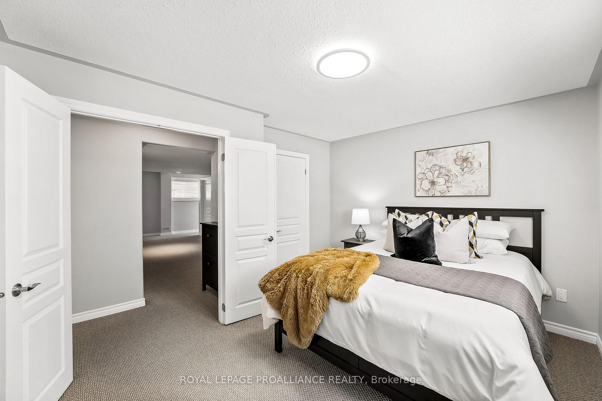 Photo 26 of 194 Fenning Drive, Clarington, Courtice — HOMEH
