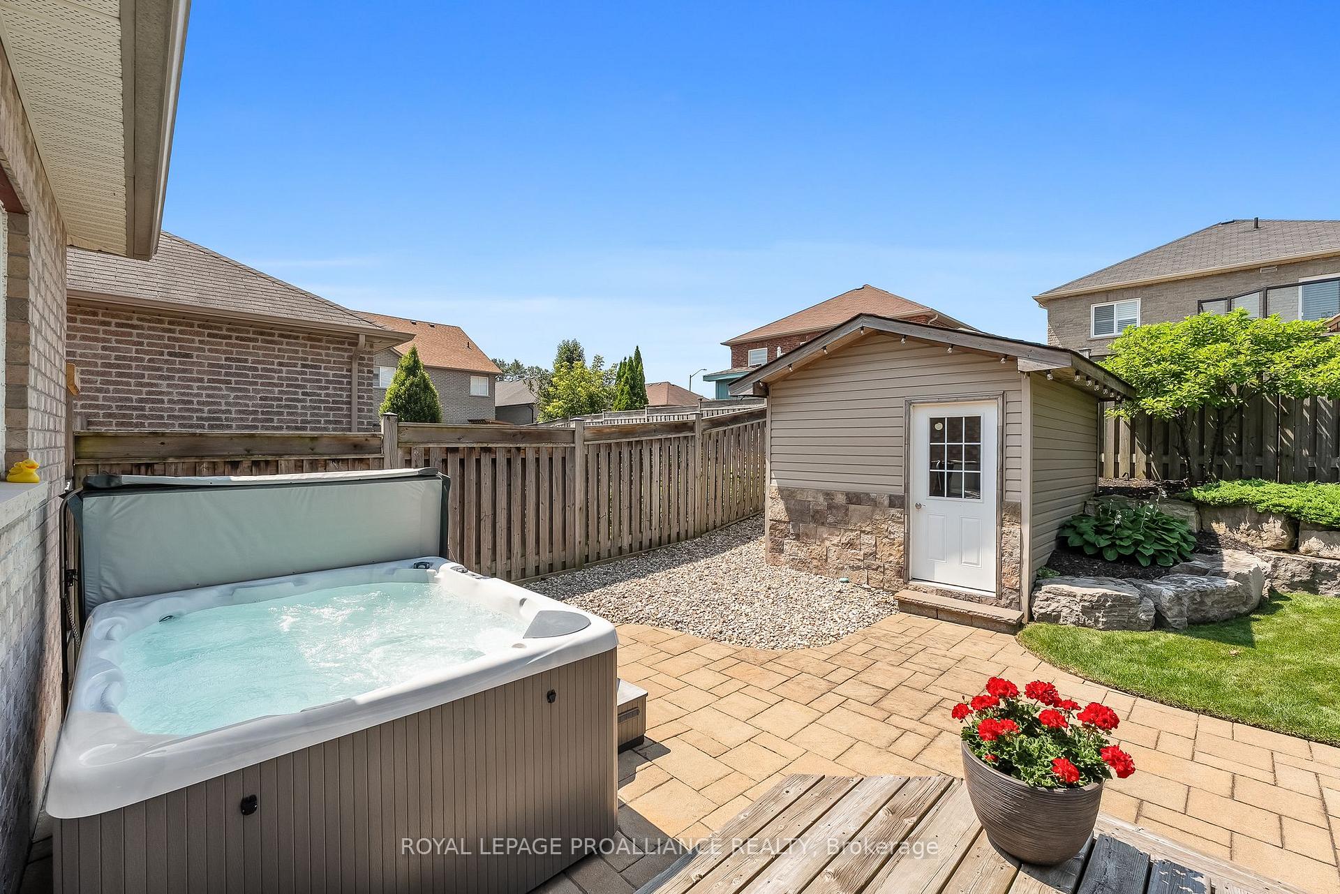 Photo 36 of 194 Fenning Drive, Clarington, Courtice — HOMEH