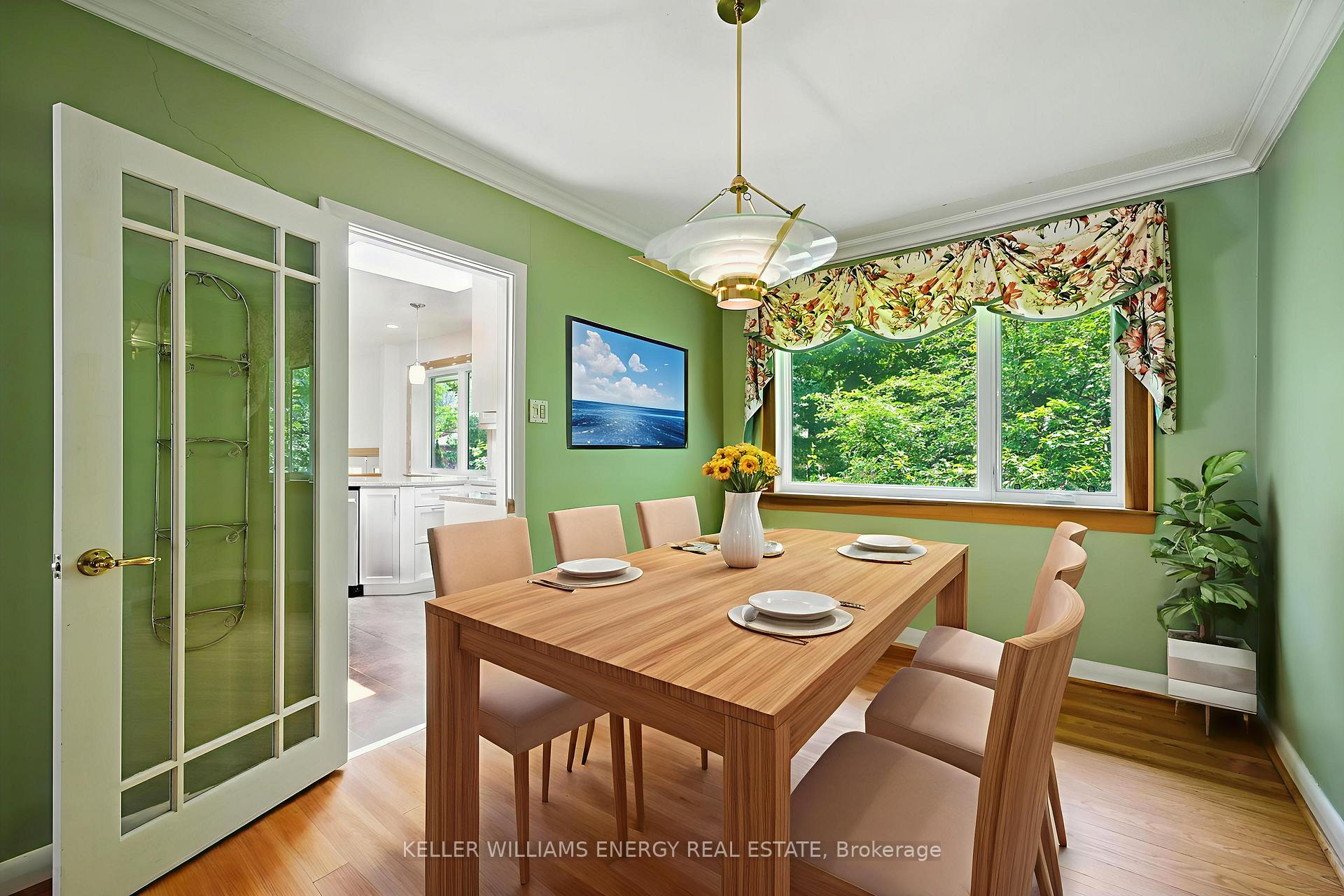Photo 9 of 63 Regency Square, Scarborough, Guildwood — HOMEH