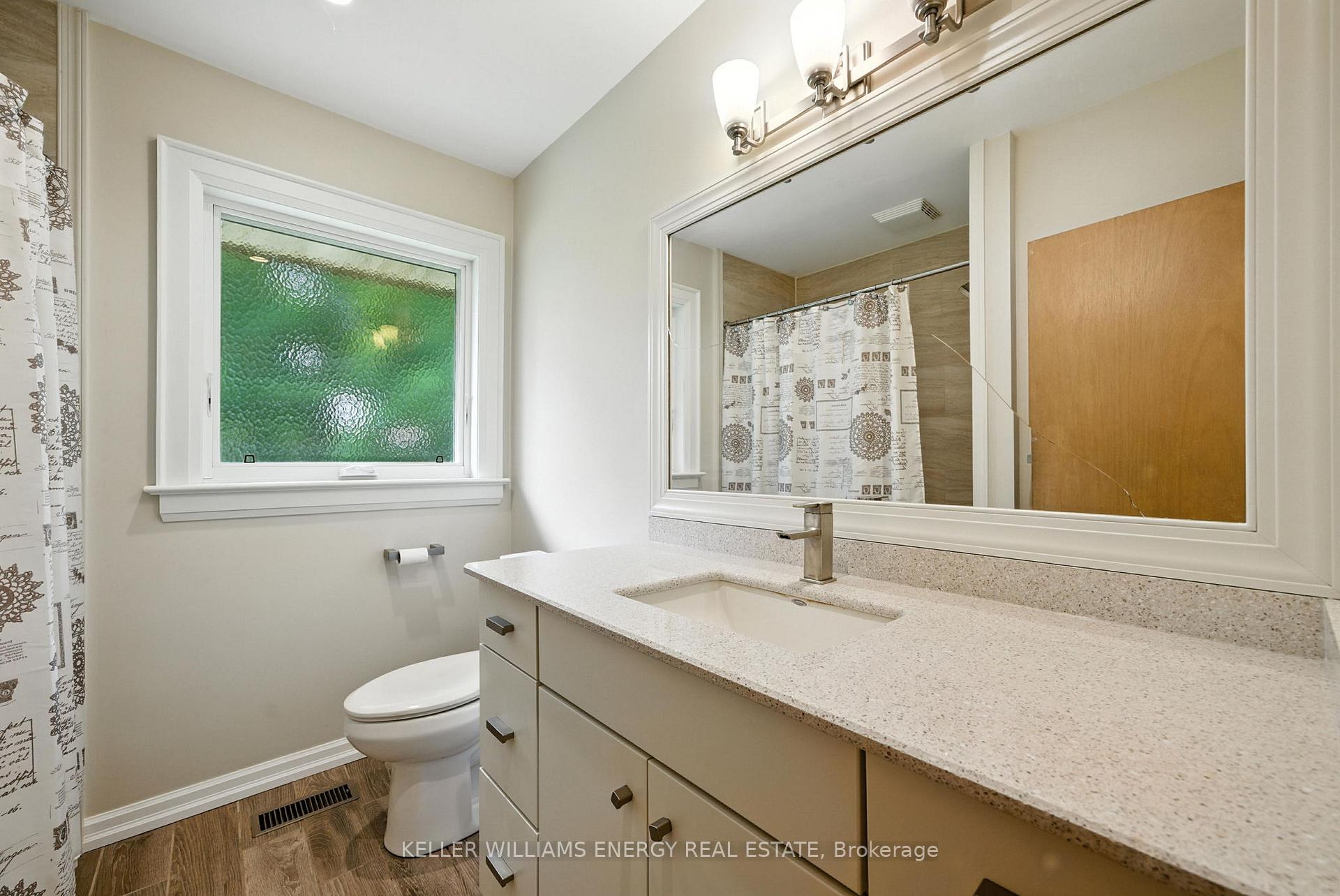 Photo 17 of 63 Regency Square, Scarborough, Guildwood — HOMEH