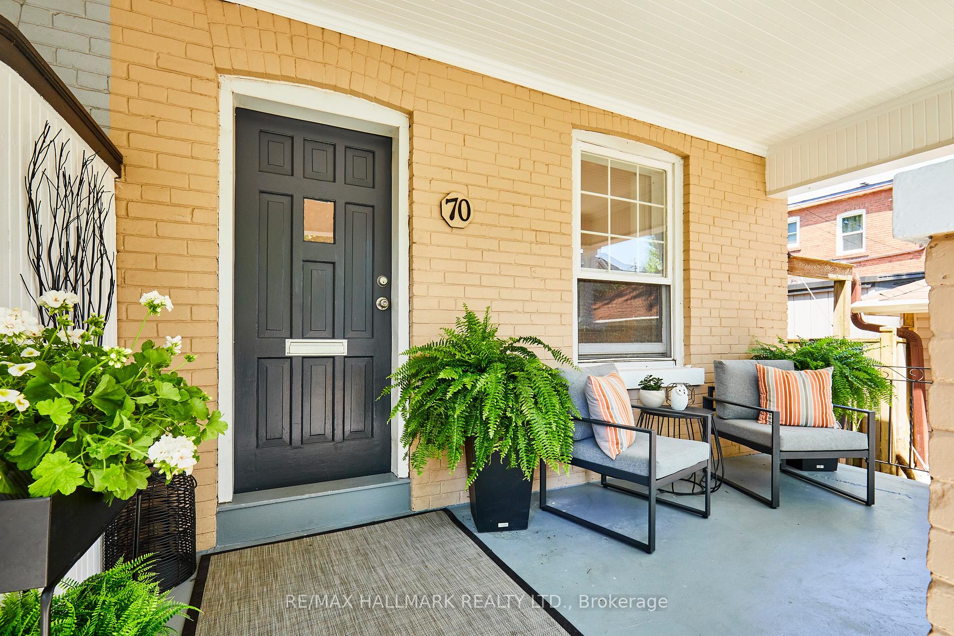 Photo 4 of 70 Wolverleigh Boulevard, Toronto, Danforth — HOMEH