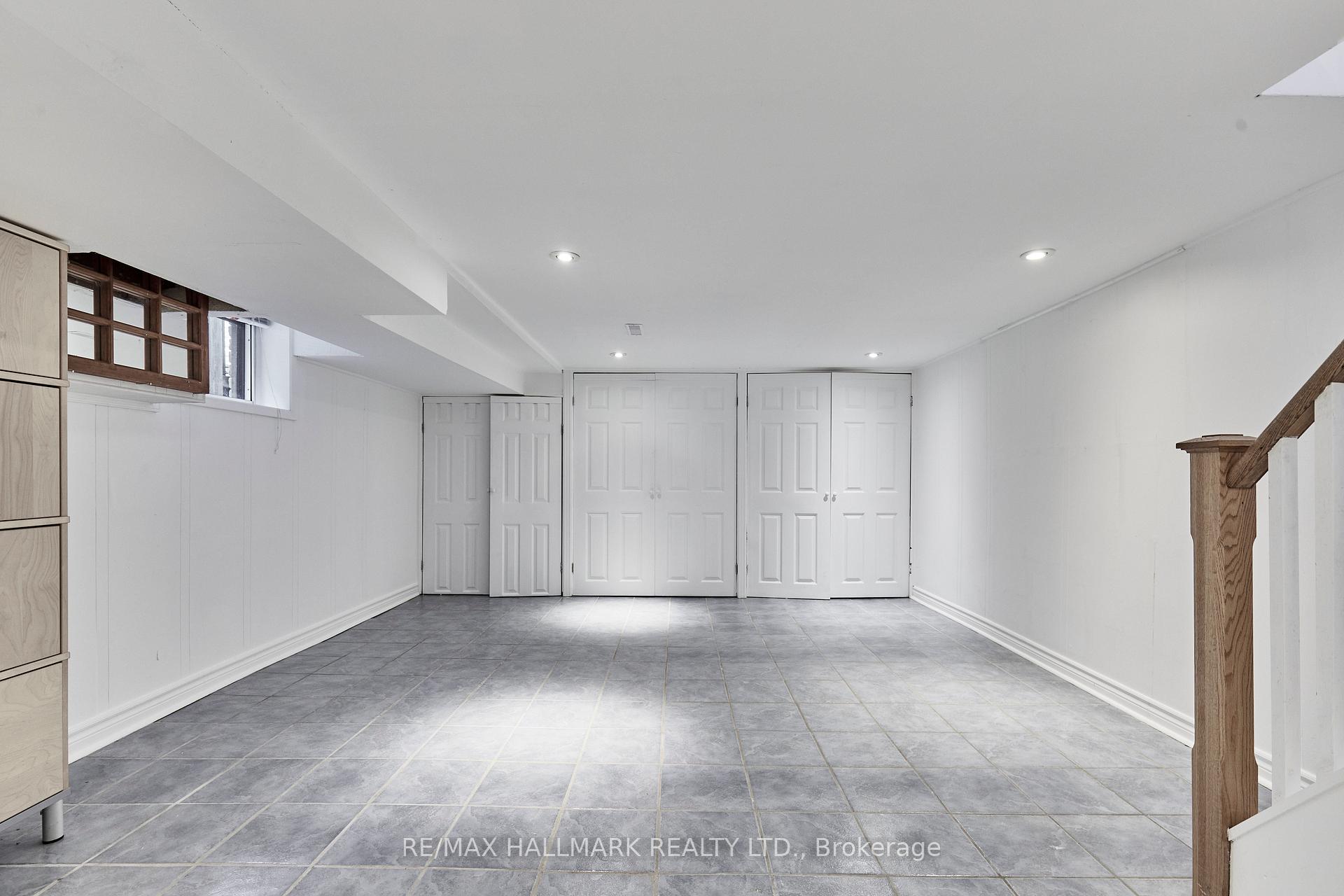 Photo 31 of 70 Wolverleigh Boulevard, Toronto, Danforth — HOMEH
