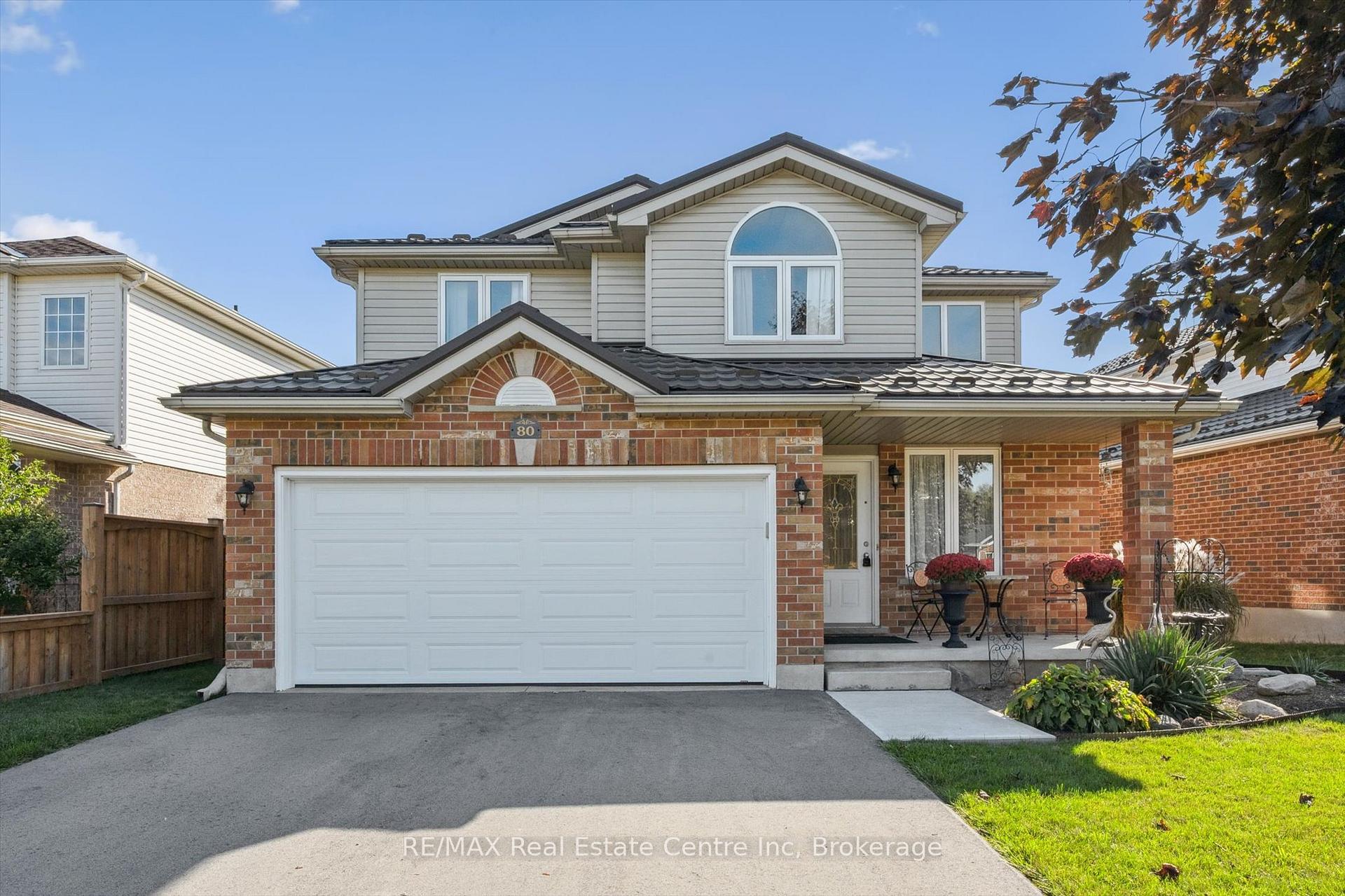 Photo 1 of 80 Clairfields Drive W, Guelph, Clairfields/Hanlon Business Park — HOMEH