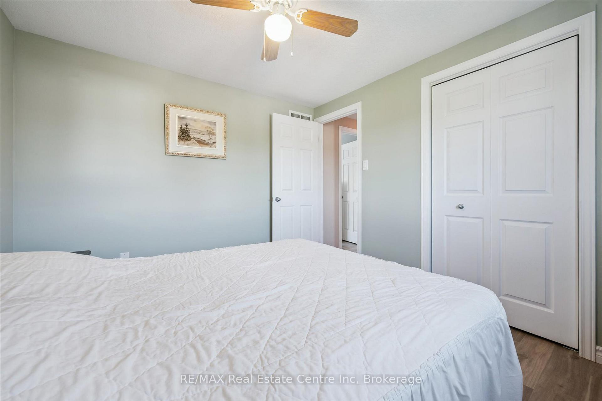 Photo 27 of 80 Clairfields Drive W, Guelph, Clairfields/Hanlon Business Park — HOMEH