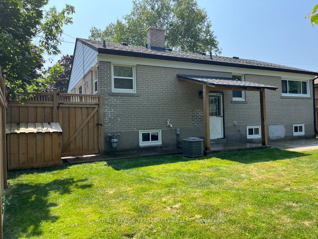Photo 36 of 1289 Wecker Drive, Oshawa, Lakeview — HOMEH
