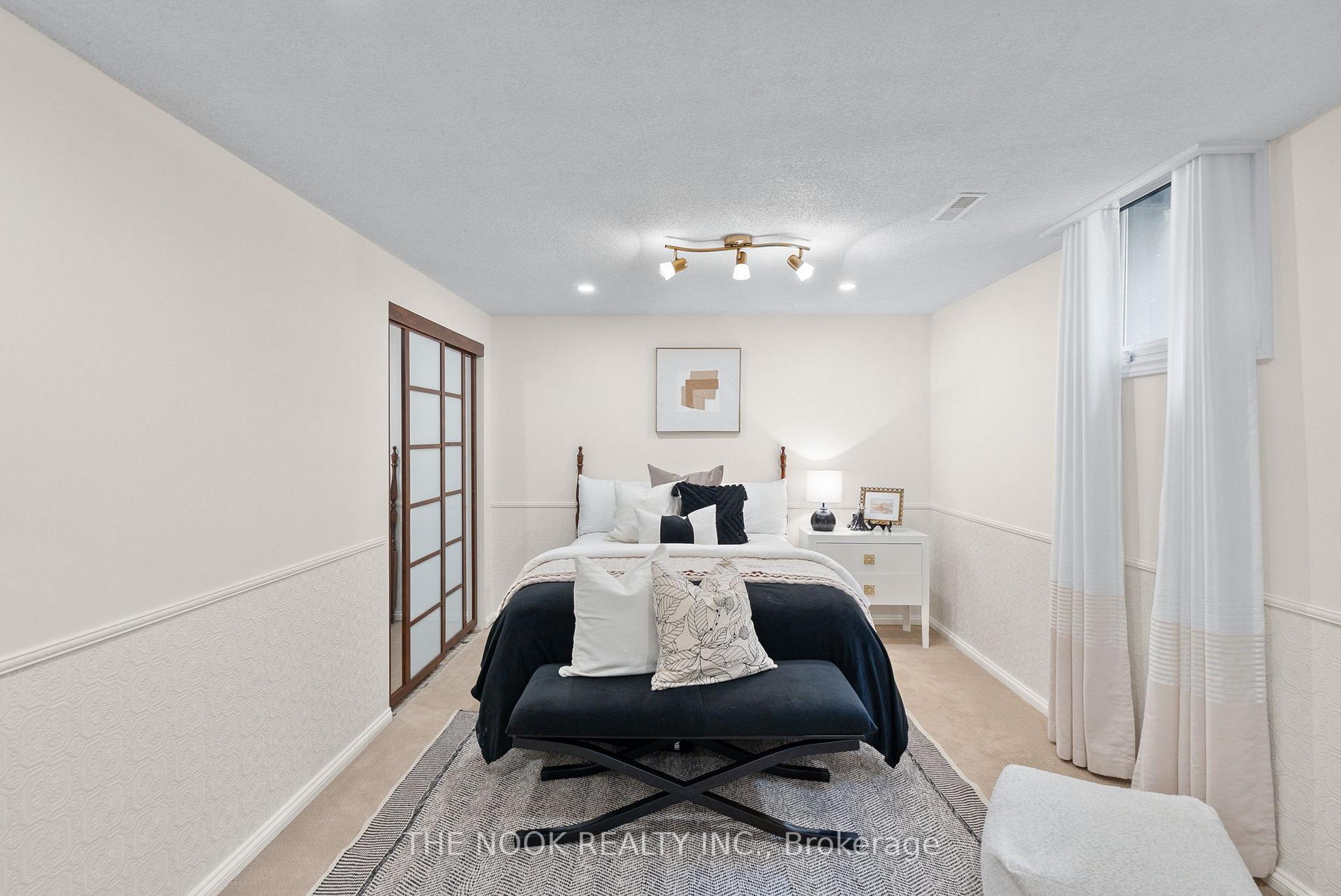 Photo 20 of 252 Limerick Street, Oshawa, Vanier — HOMEH