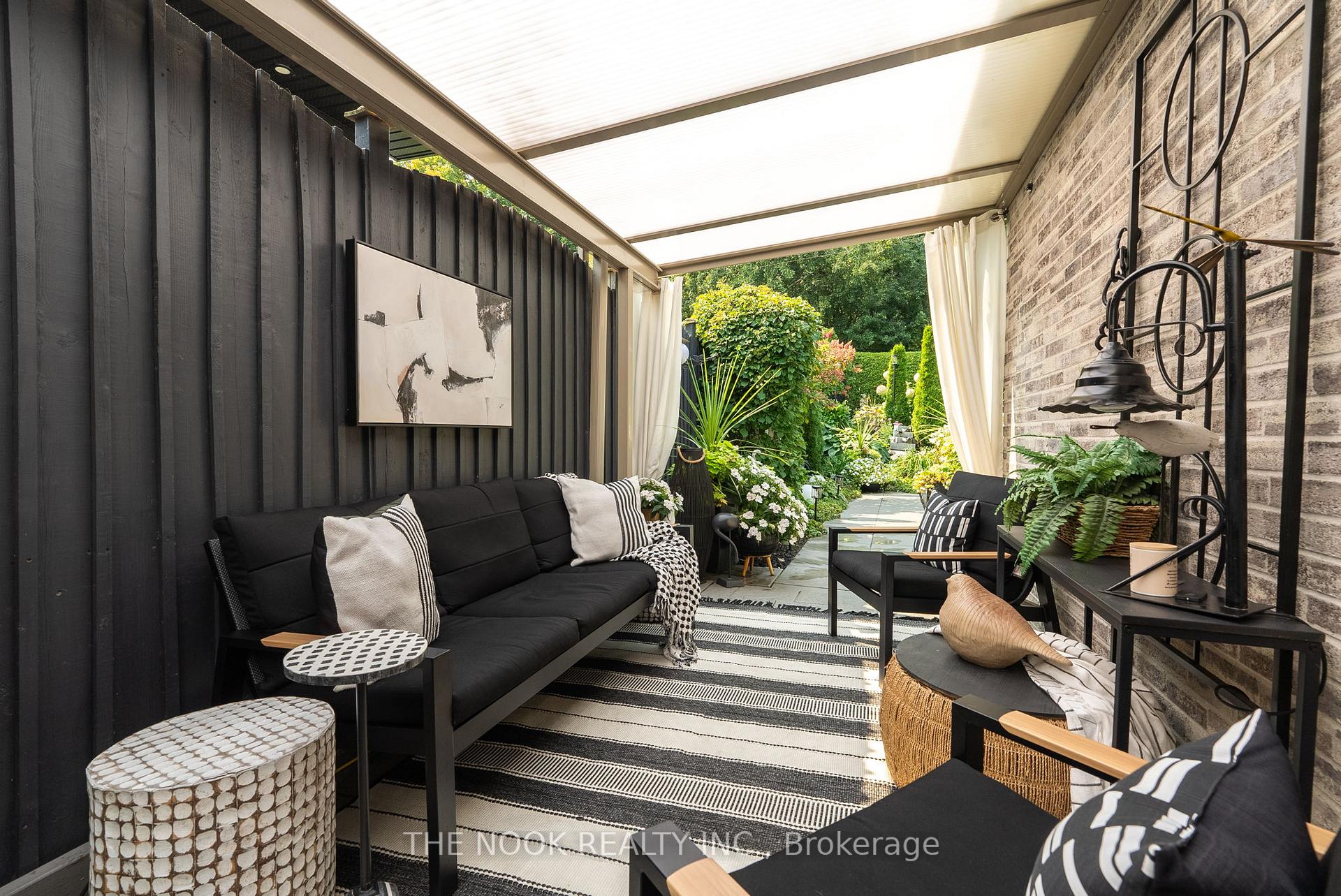 Photo 46 of 252 Limerick Street, Oshawa, Vanier — HOMEH