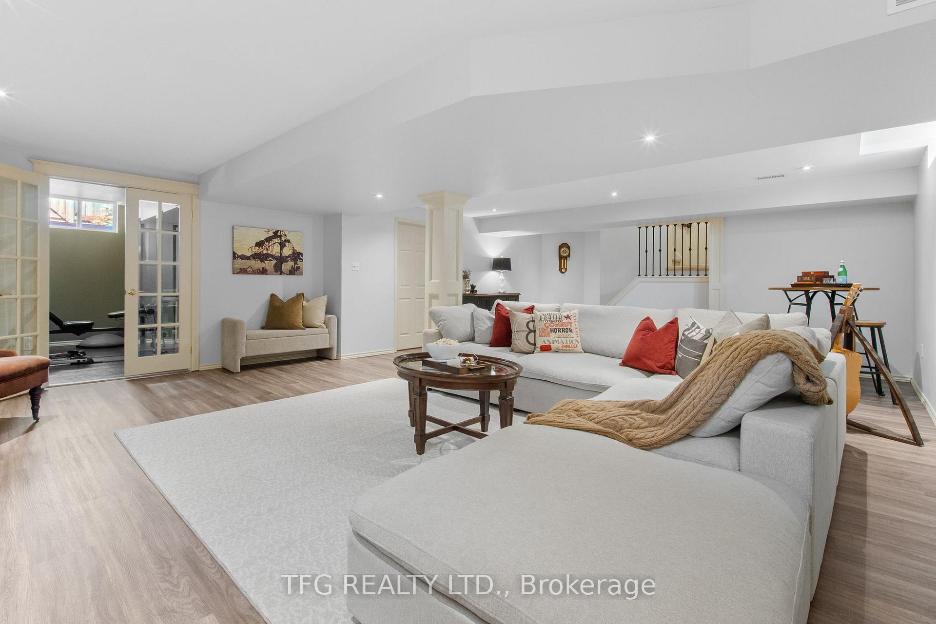 Photo 37 of 69 Carson Avenue, Whitby, Brooklin — HOMEH