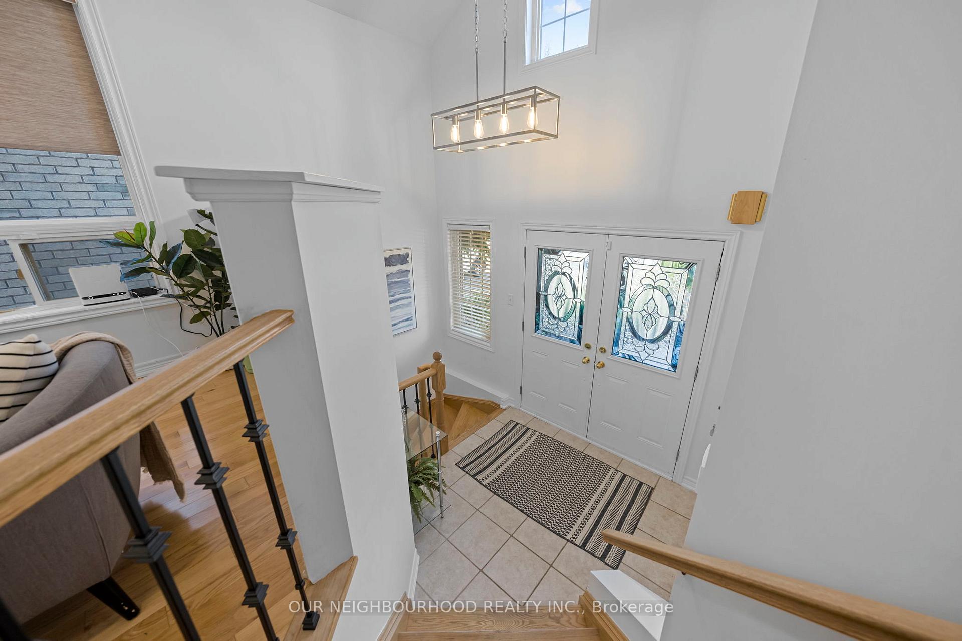 Photo 2 of 93 Nelson Street, Clarington, Bowmanville — HOMEH