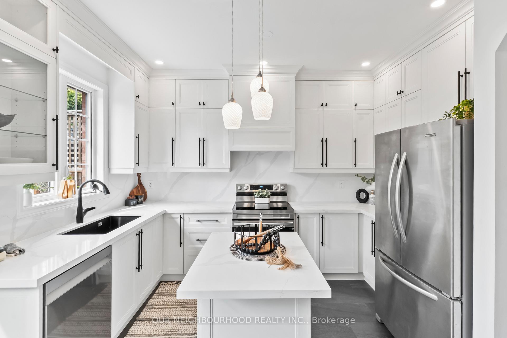 Photo 7 of 93 Nelson Street, Clarington, Bowmanville — HOMEH