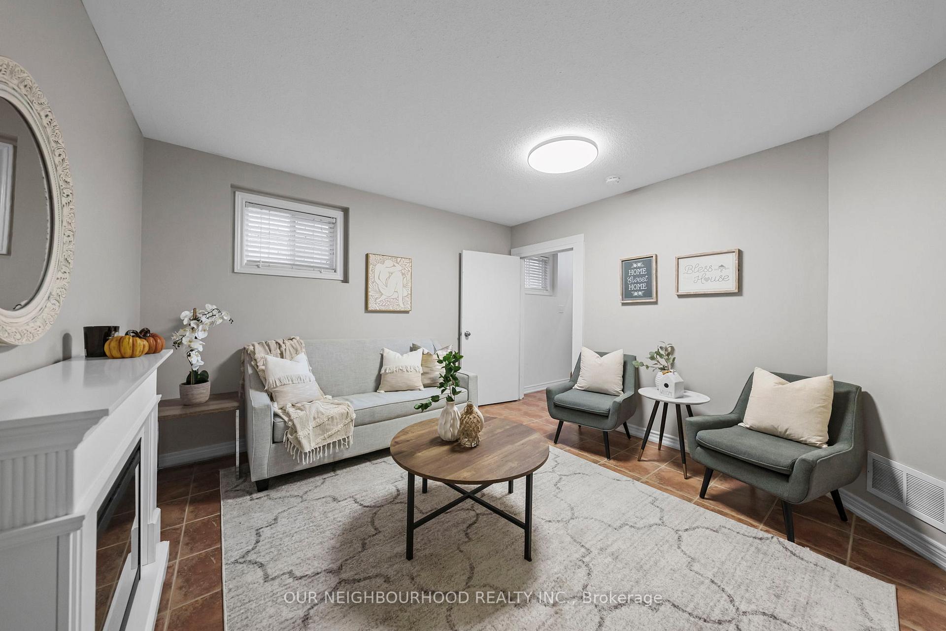 Photo 13 of 93 Nelson Street, Clarington, Bowmanville — HOMEH