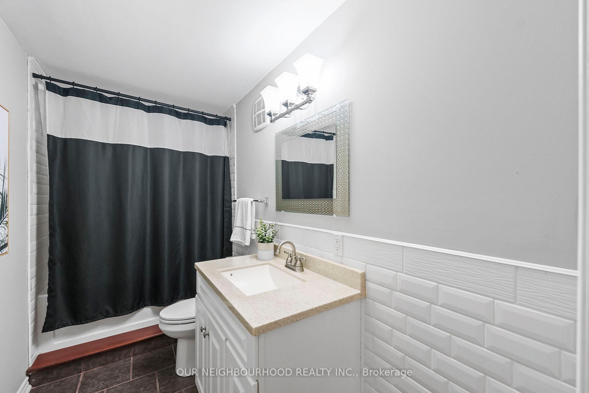 Photo 10 of 93 Nelson Street, Clarington, Bowmanville — HOMEH