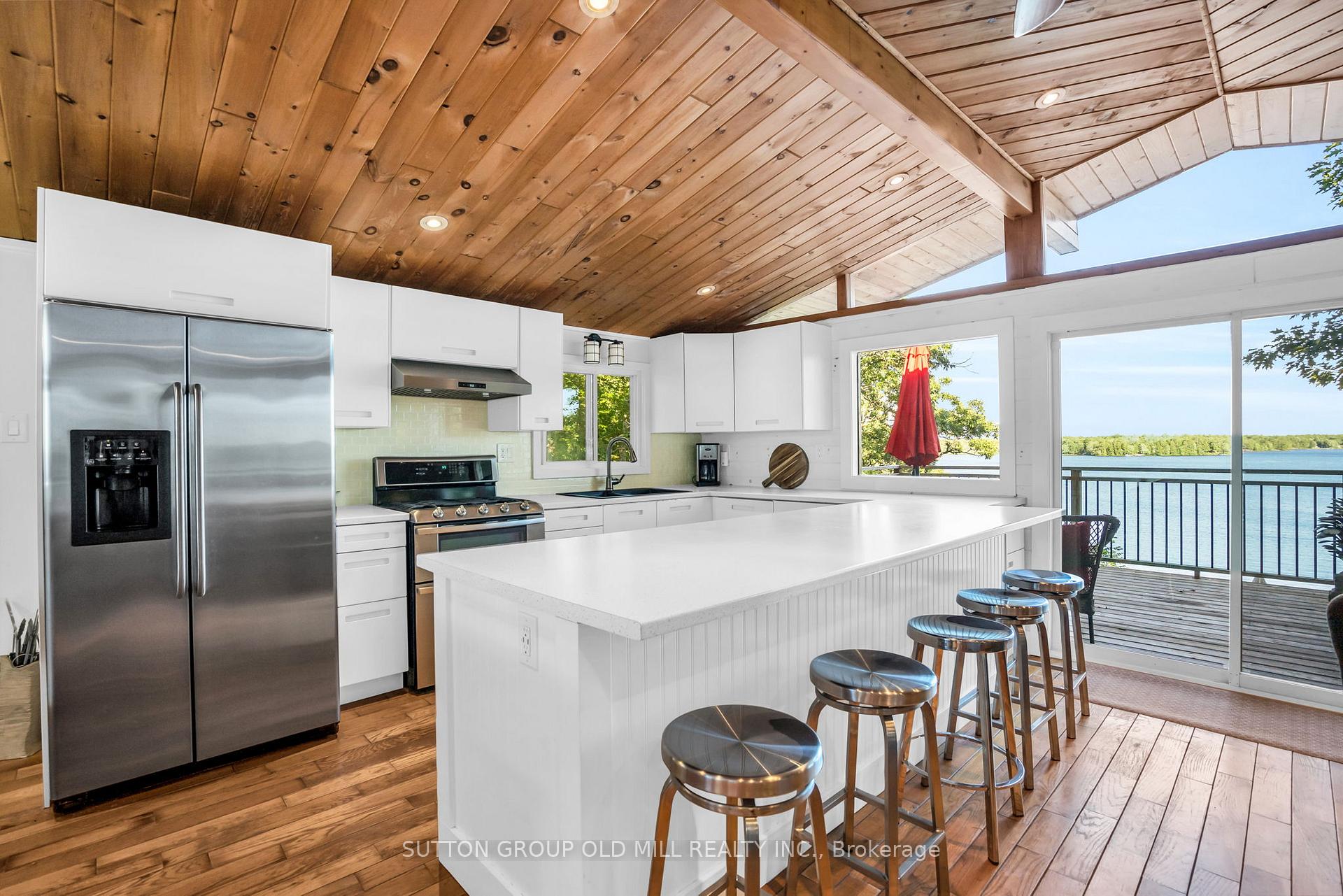 Photo 18 of 1025 North Morrison Lake Road, Gravenhurst, Wood (Gravenhurst) — HOMEH
