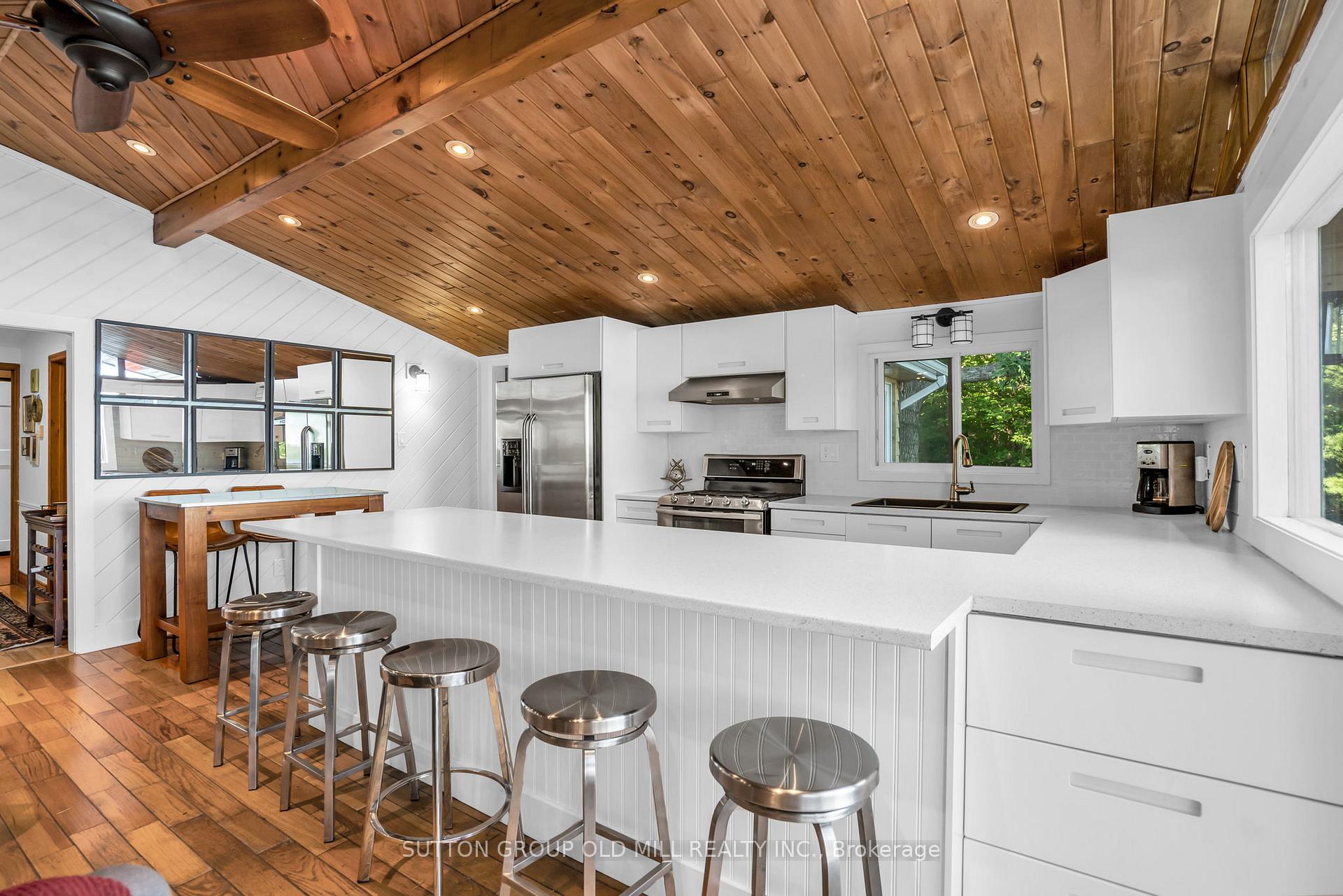 Photo 19 of 1025 North Morrison Lake Road, Gravenhurst, Wood (Gravenhurst) — HOMEH