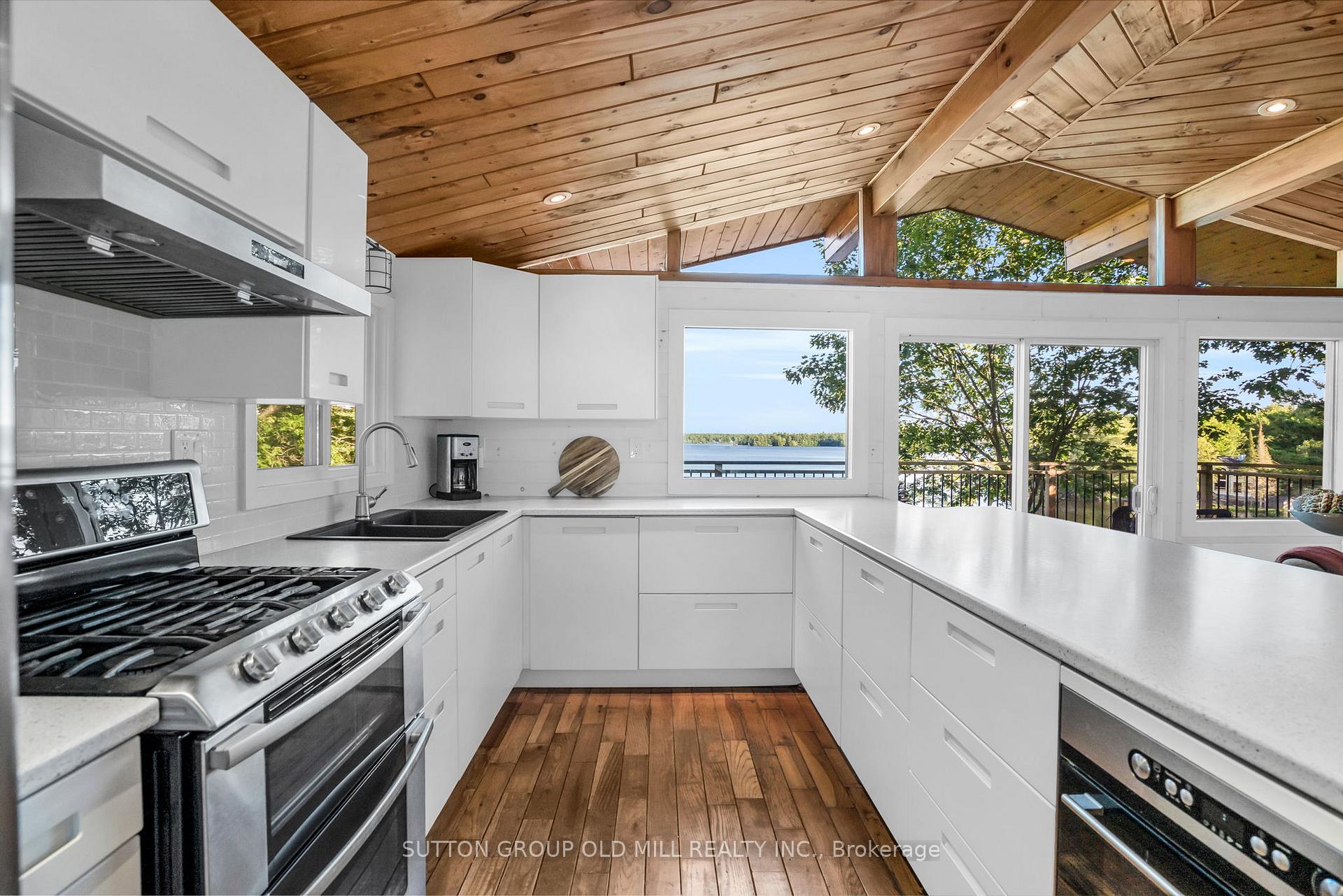 Photo 21 of 1025 North Morrison Lake Road, Gravenhurst, Wood (Gravenhurst) — HOMEH