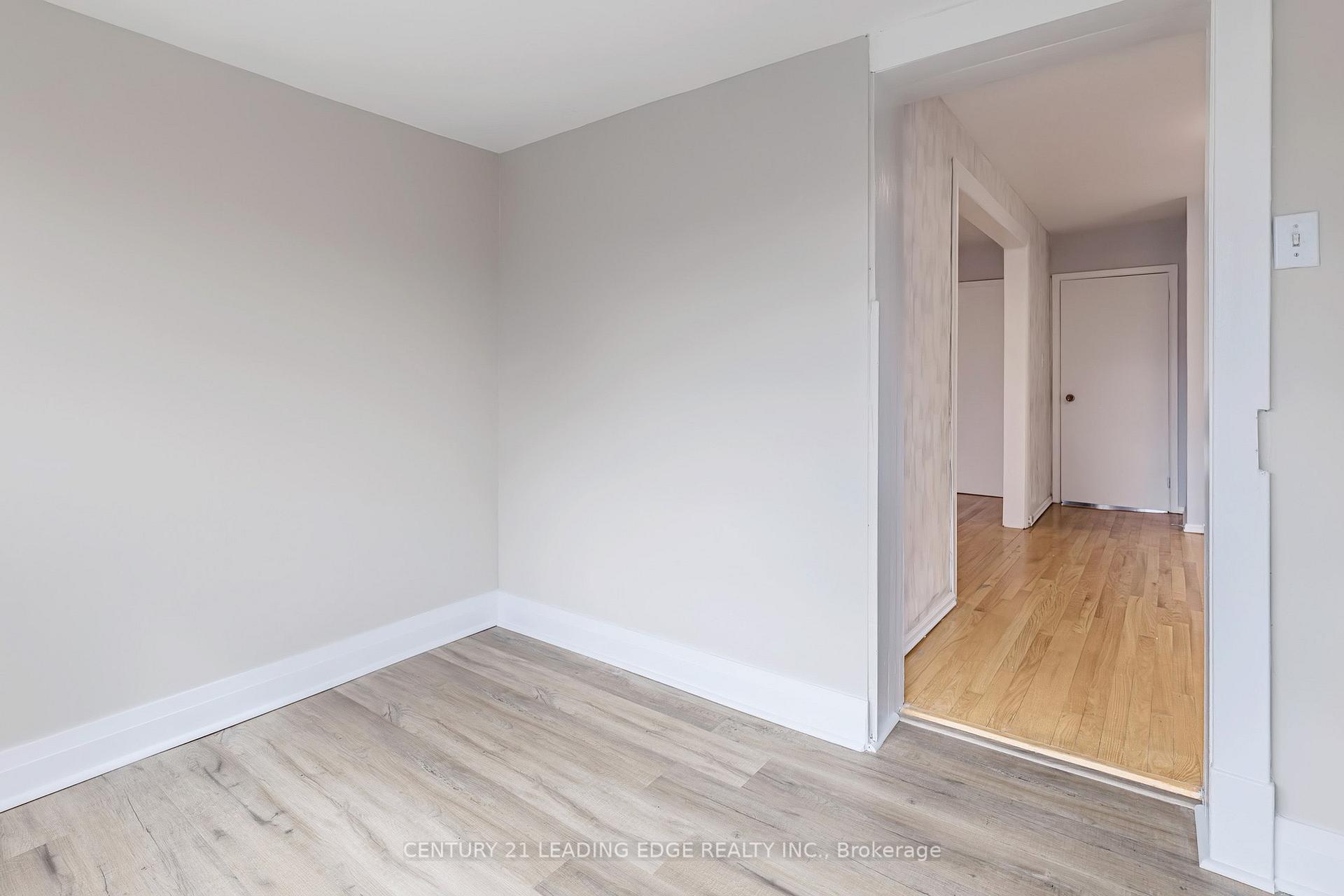 Photo 26 of 34 Chisholm Avenue, Toronto, East End-Danforth — HOMEH