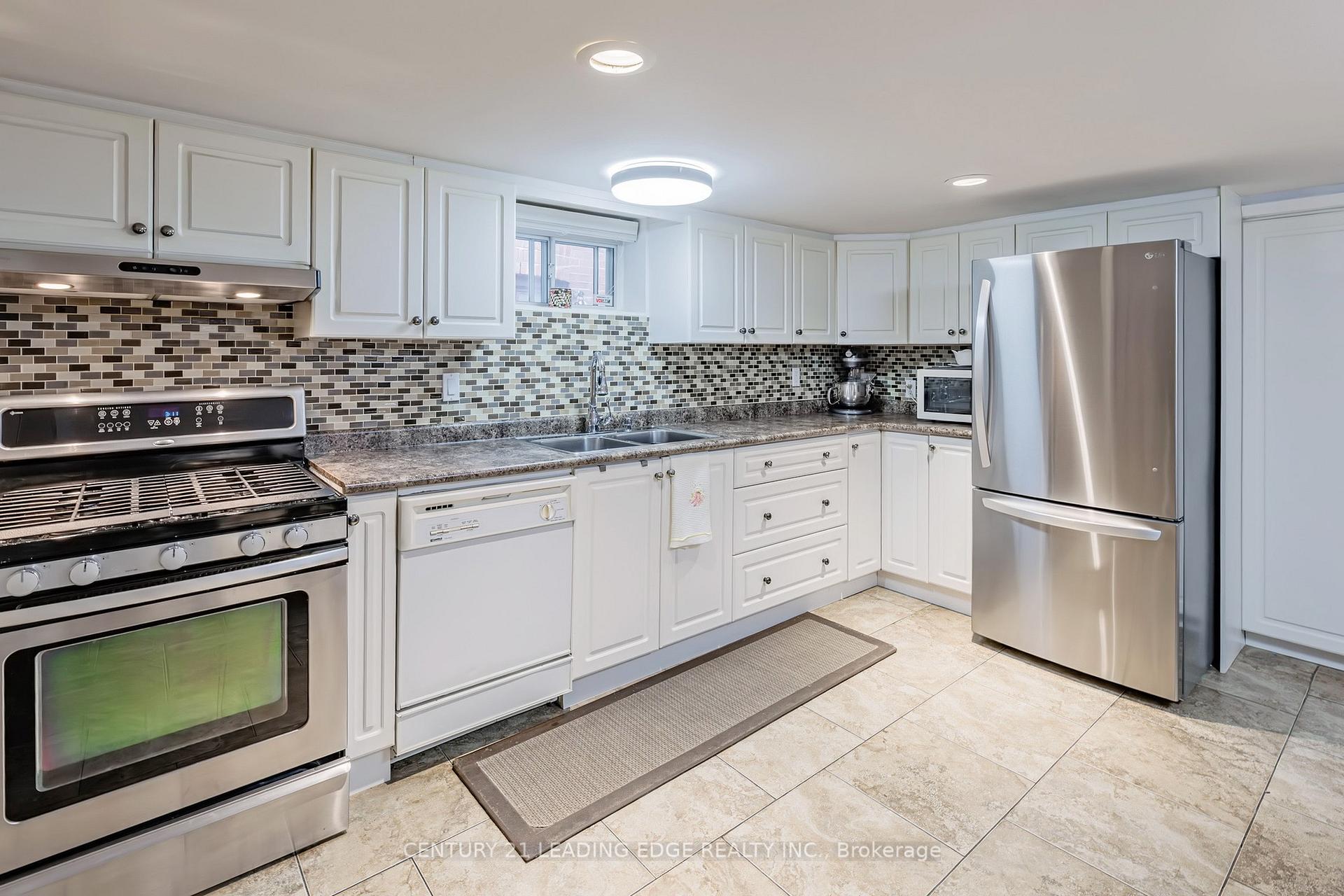Photo 36 of 34 Chisholm Avenue, Toronto, East End-Danforth — HOMEH