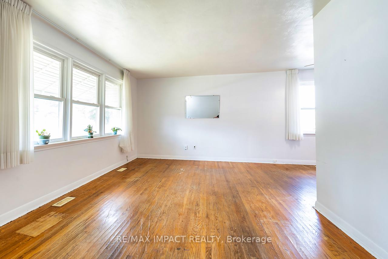 Photo 8 of 1287 Minden Street, Oshawa, Lakeview — HOMEH