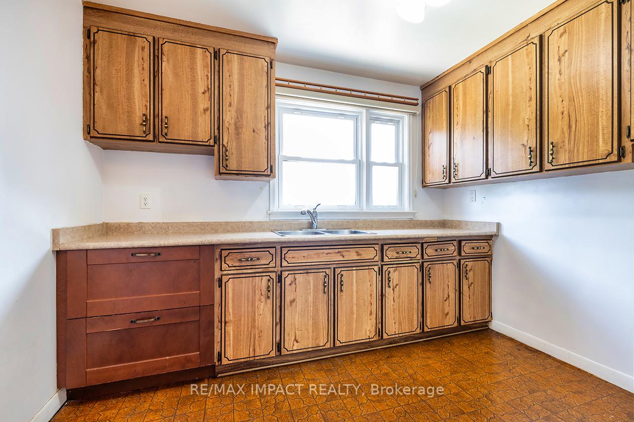 Photo 5 of 1287 Minden Street, Oshawa, Lakeview — HOMEH
