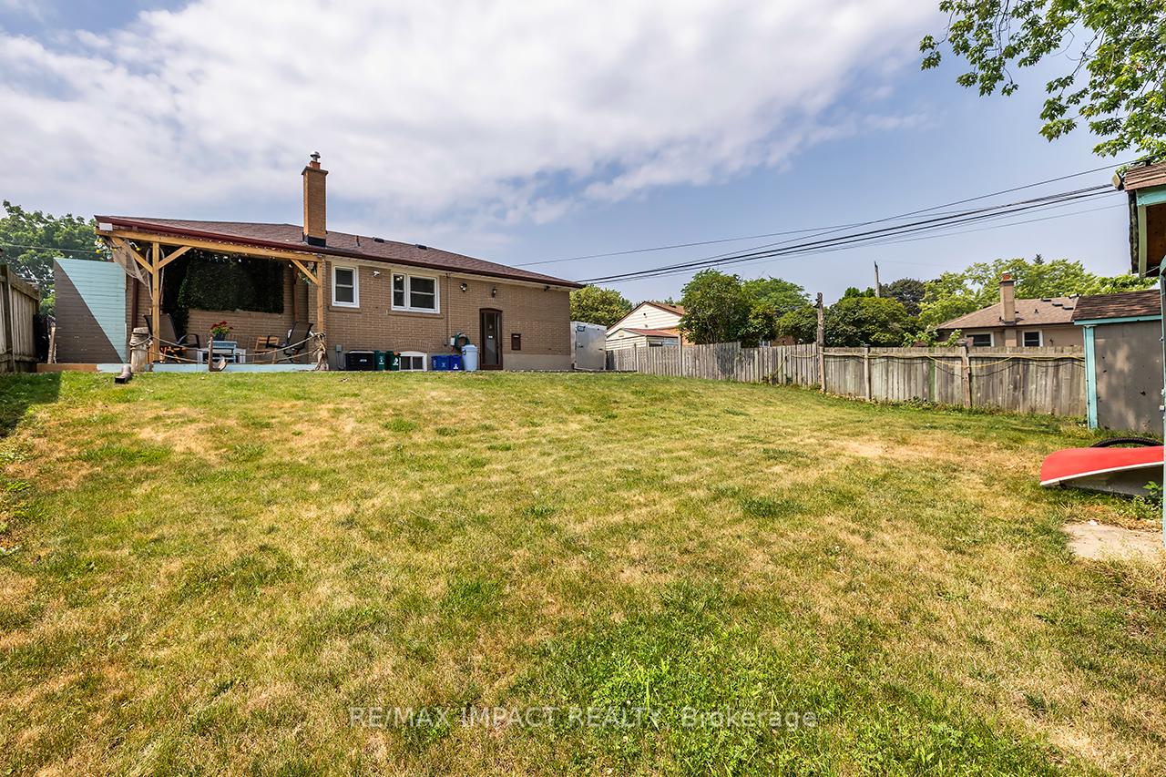 Photo 17 of 1287 Minden Street, Oshawa, Lakeview — HOMEH
