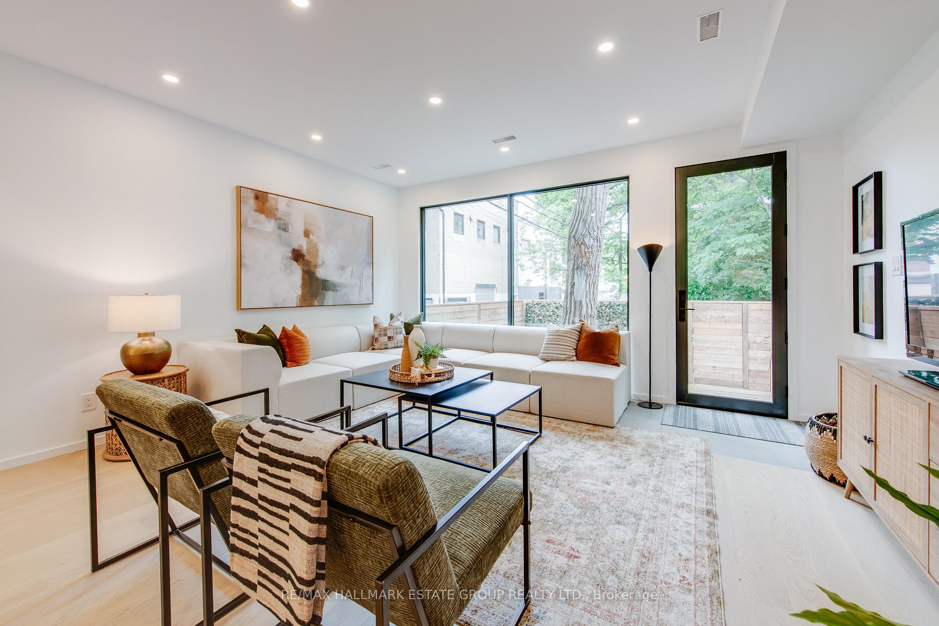 Photo 10 of 47 Laing Street, Toronto, Greenwood-Coxwell — HOMEH