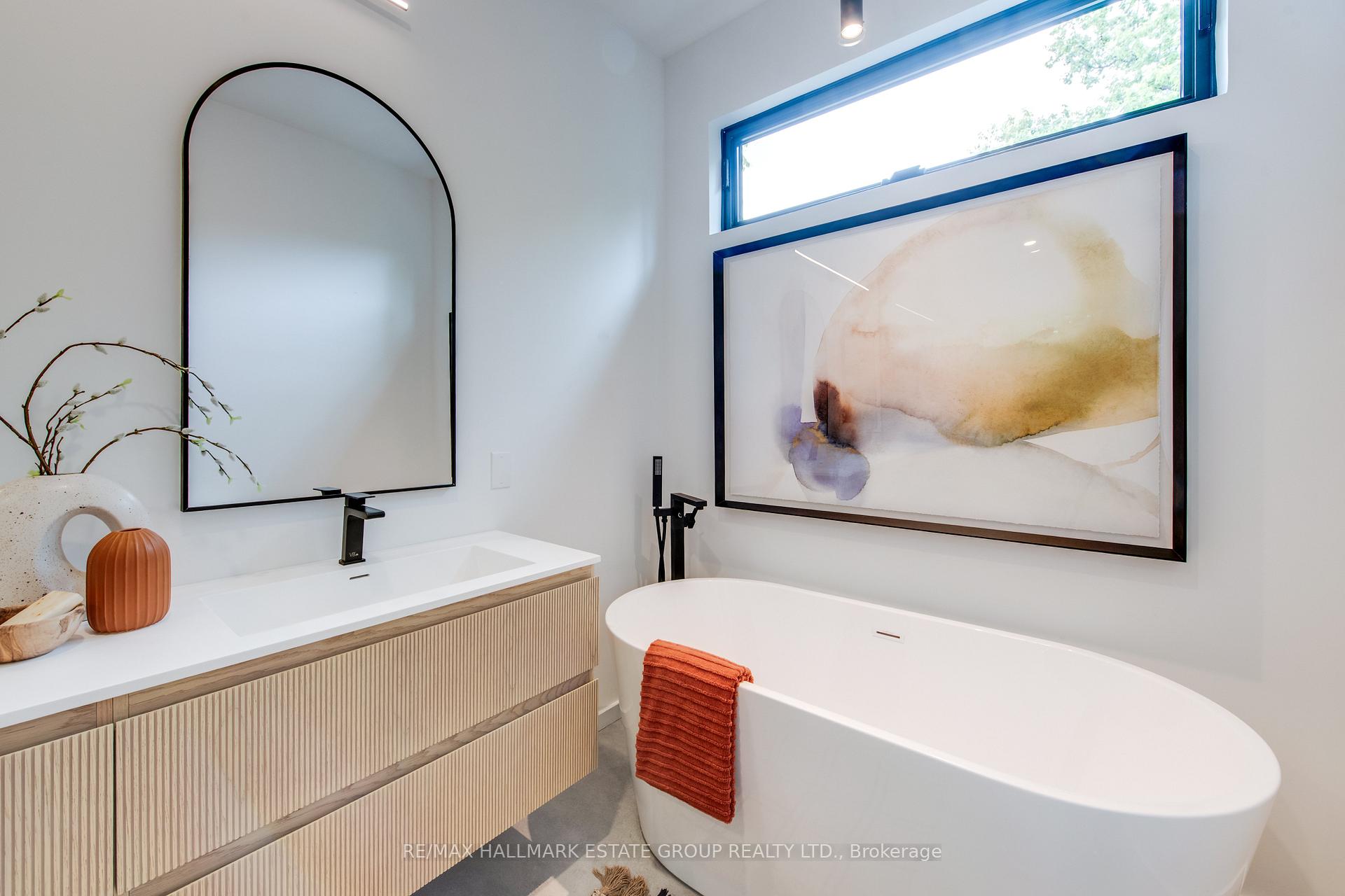 Photo 17 of 47 Laing Street, Toronto, Greenwood-Coxwell — HOMEH