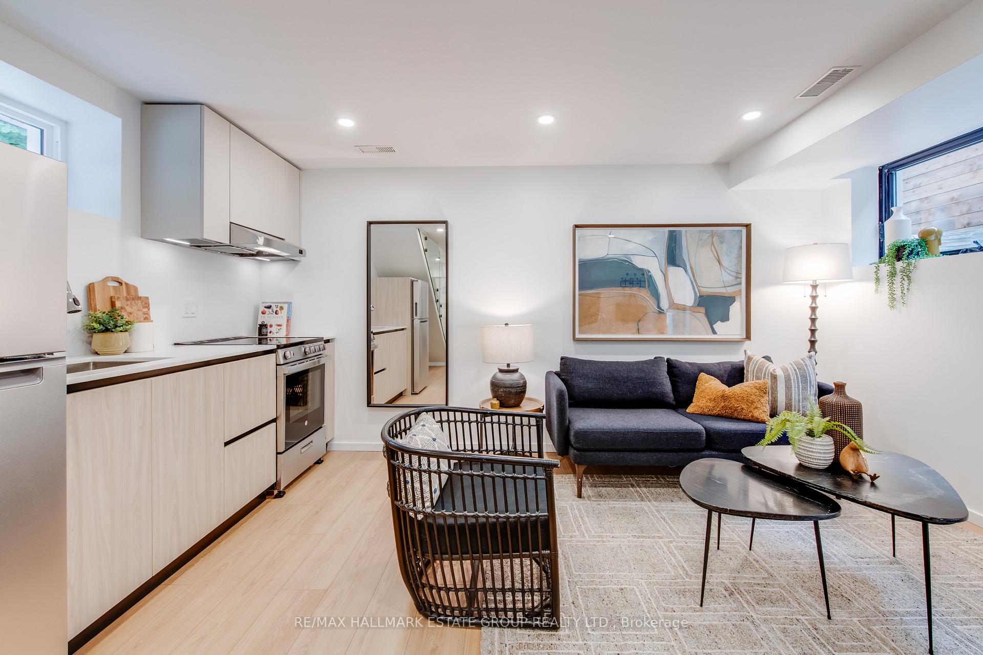 Photo 37 of 47 Laing Street, Toronto, Greenwood-Coxwell — HOMEH