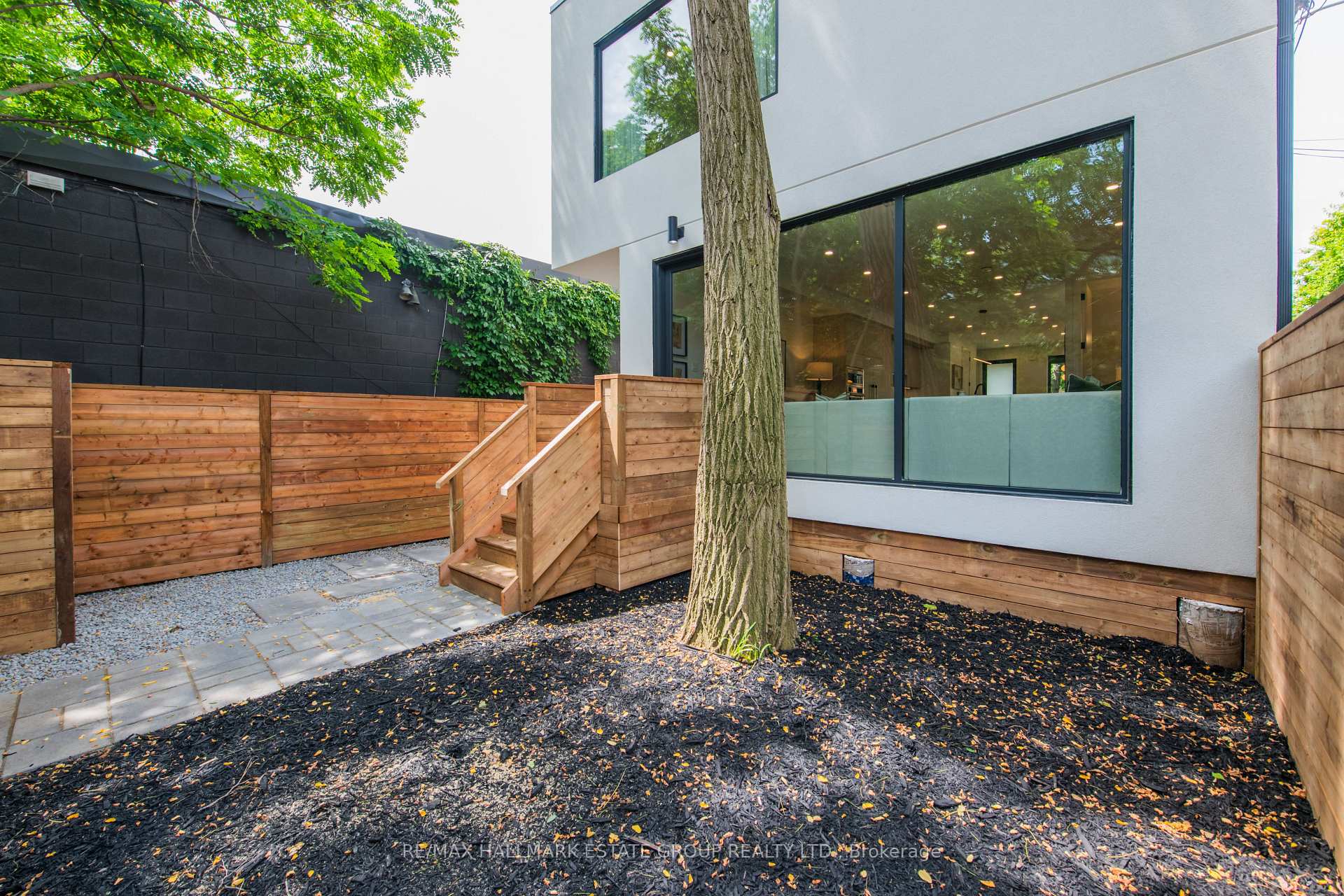Photo 44 of 47 Laing Street, Toronto, Greenwood-Coxwell — HOMEH