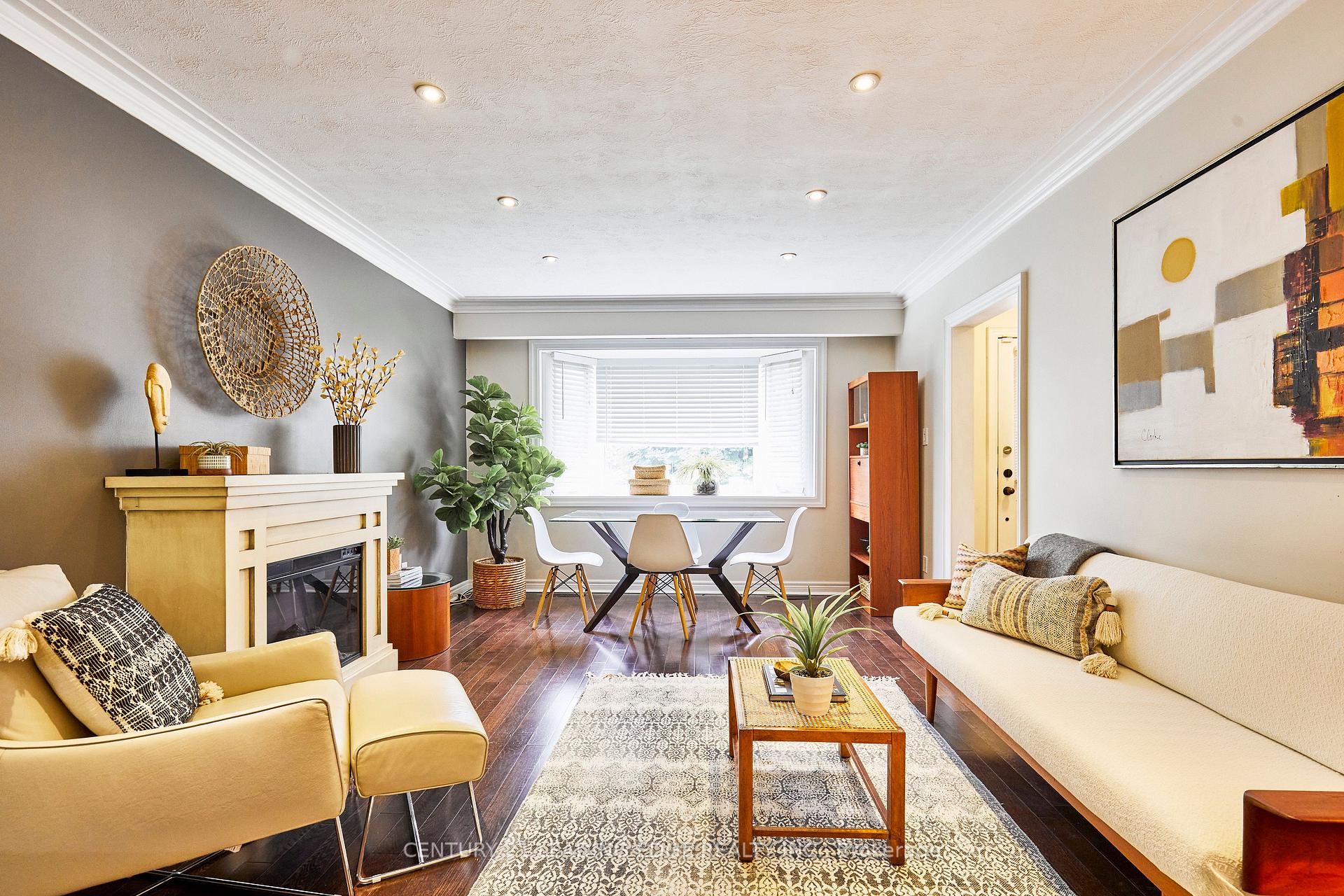 Photo 9 of 11 St Quentin Avenue, Scarborough, Cliffcrest — HOMEH