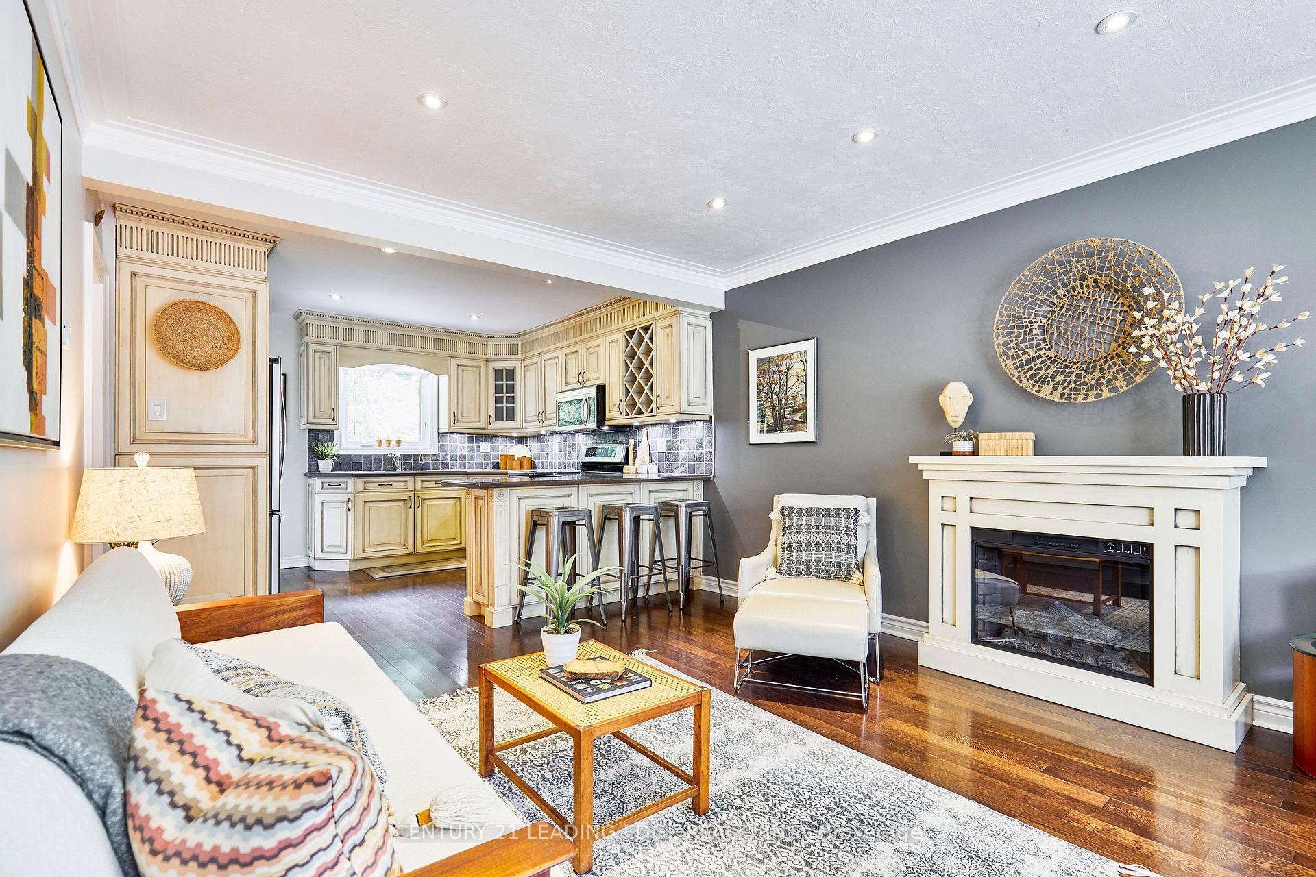 Photo 7 of 11 St Quentin Avenue, Scarborough, Cliffcrest — HOMEH