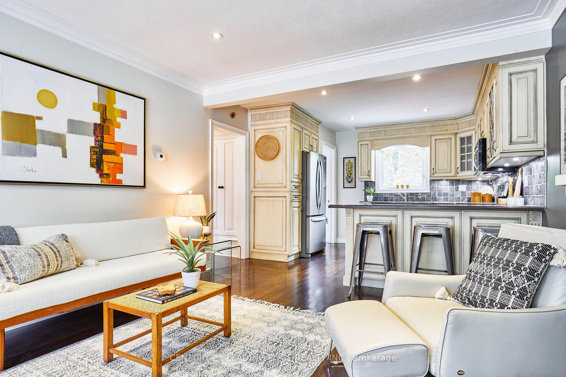Photo 6 of 11 St Quentin Avenue, Scarborough, Cliffcrest — HOMEH