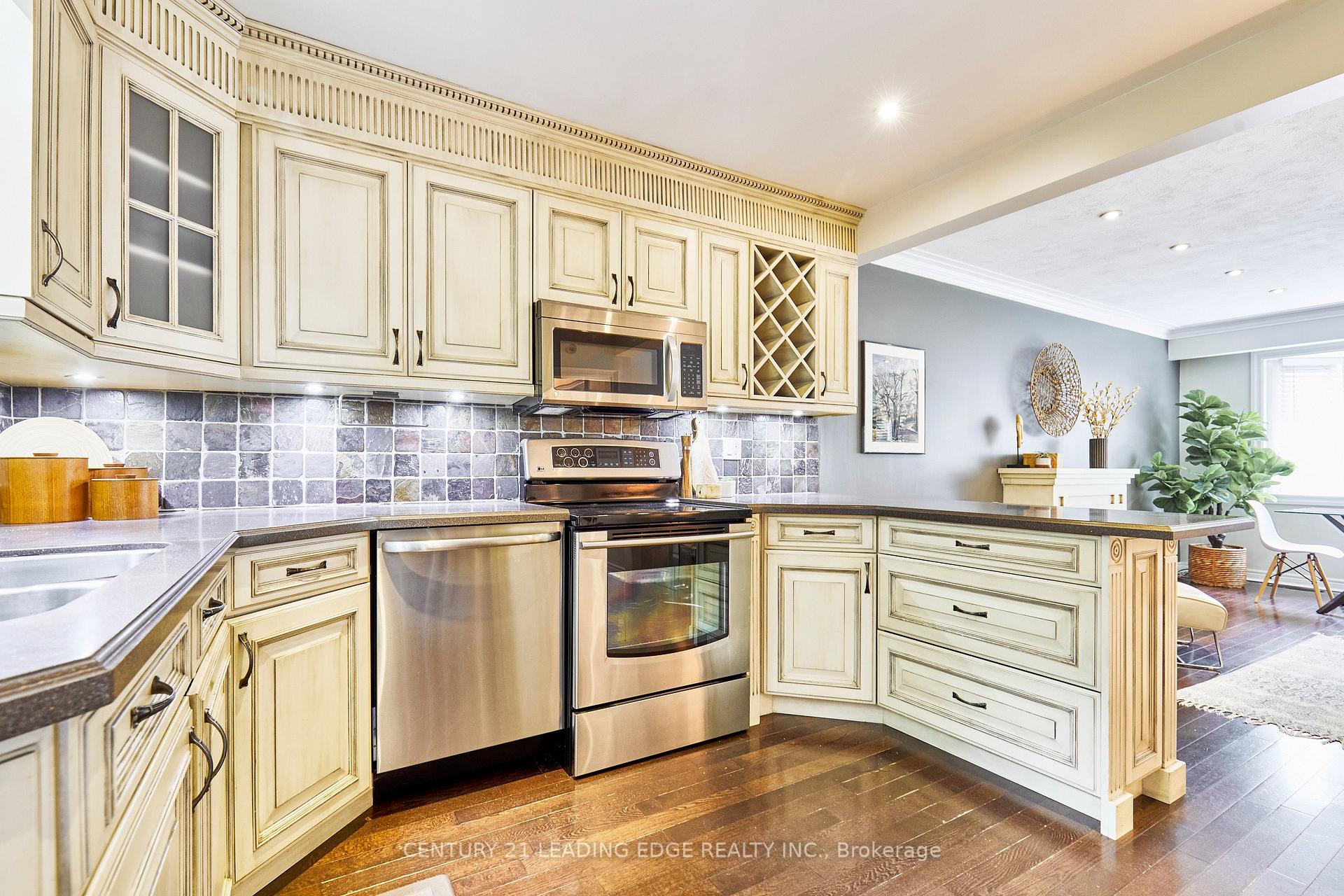 Photo 11 of 11 St Quentin Avenue, Scarborough, Cliffcrest — HOMEH