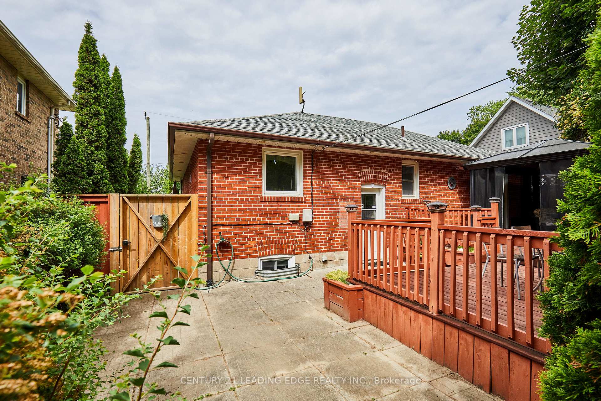 Photo 29 of 11 St Quentin Avenue, Scarborough, Cliffcrest — HOMEH