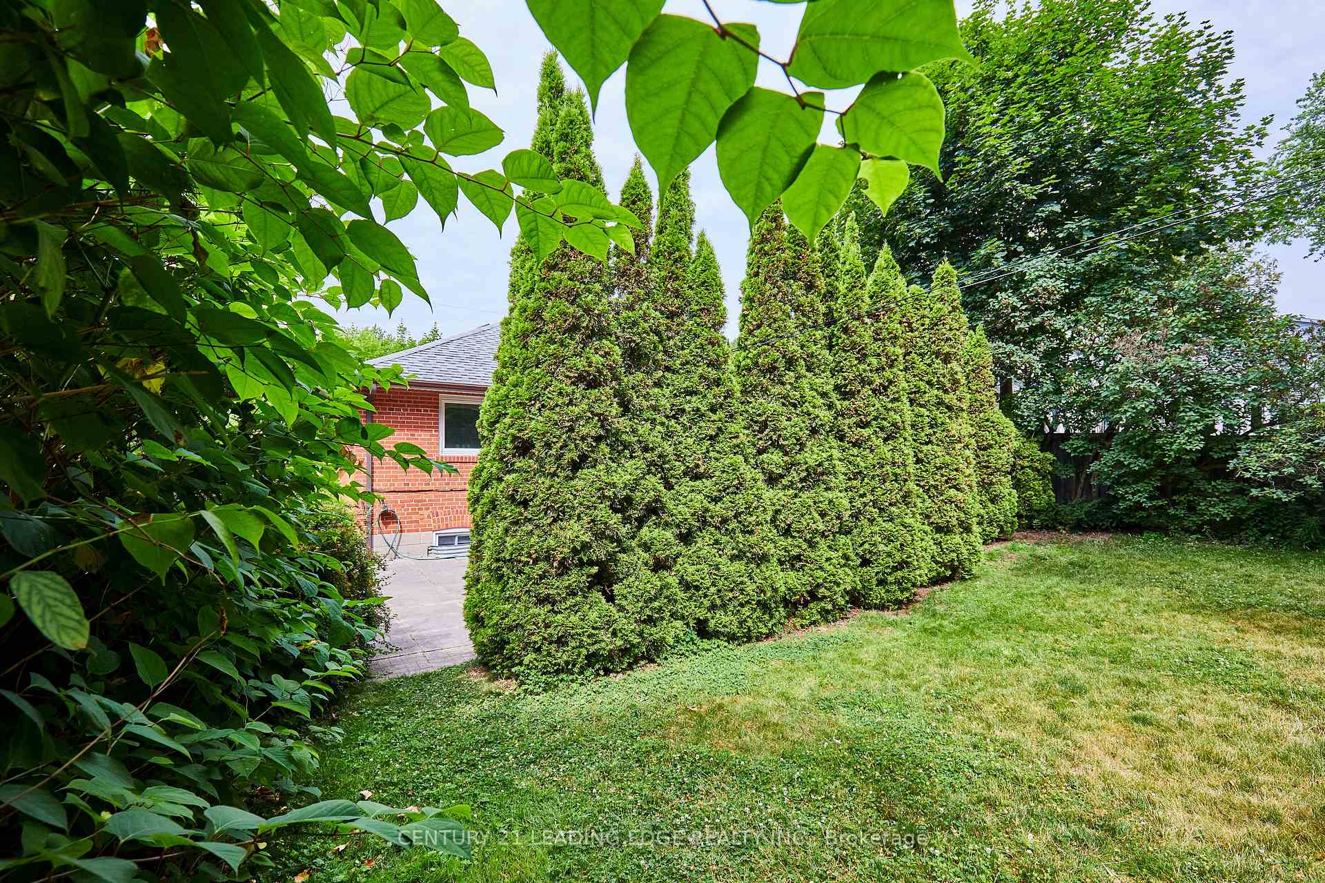 Photo 39 of 11 St Quentin Avenue, Scarborough, Cliffcrest — HOMEH