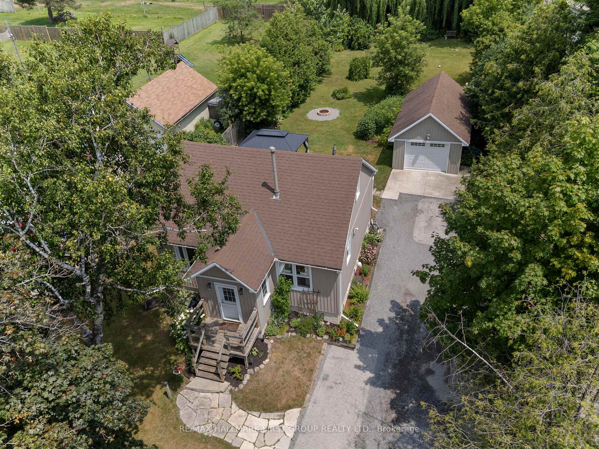 Photo 10 of 2225 Holt Road, Clarington, Rural Clarington — HOMEH