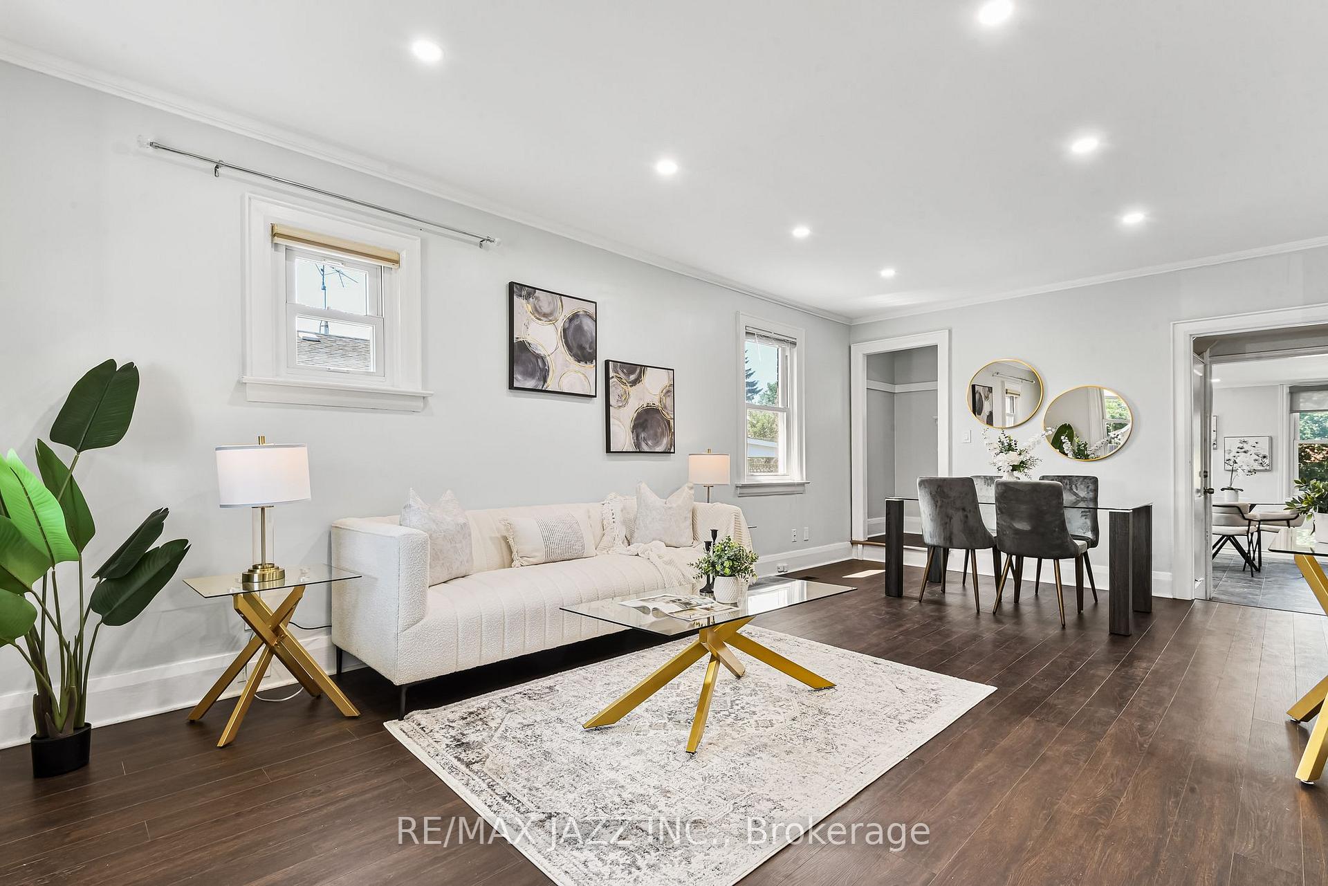 Photo 7 of 110 Gibbons Street, Oshawa, McLaughlin — HOMEH