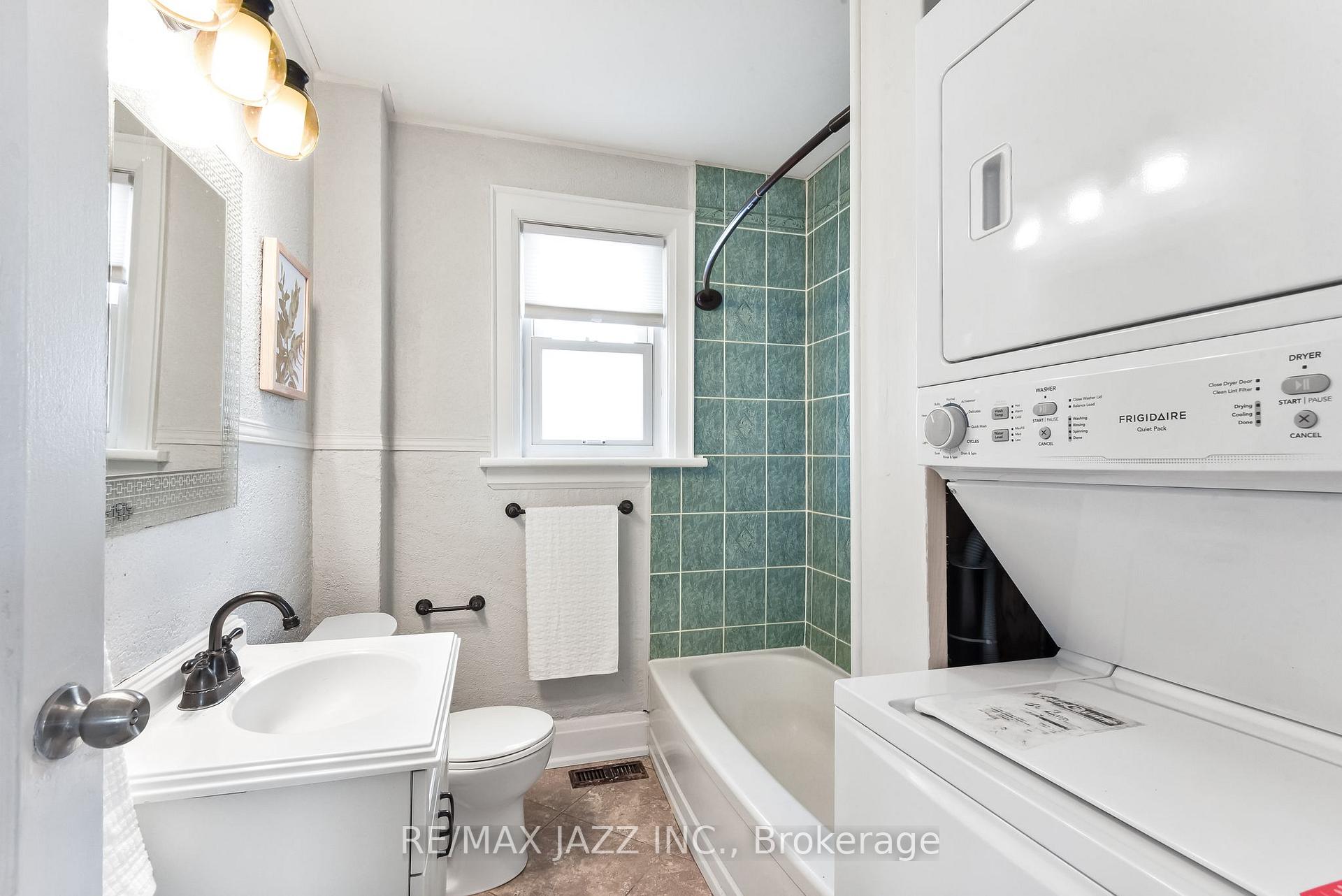 Photo 43 of 110 Gibbons Street, Oshawa, McLaughlin — HOMEH