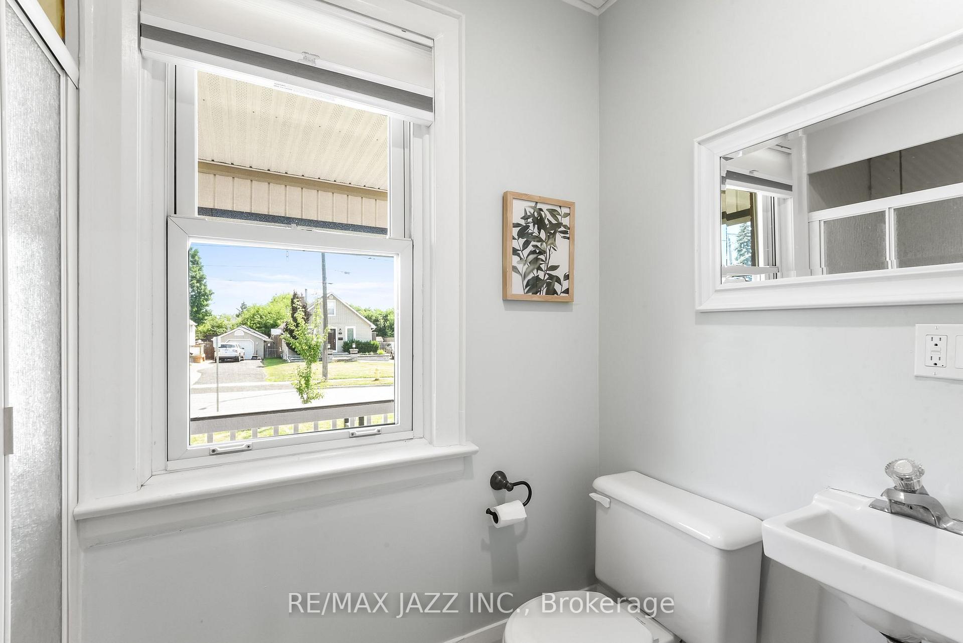 Photo 36 of 110 Gibbons Street, Oshawa, McLaughlin — HOMEH