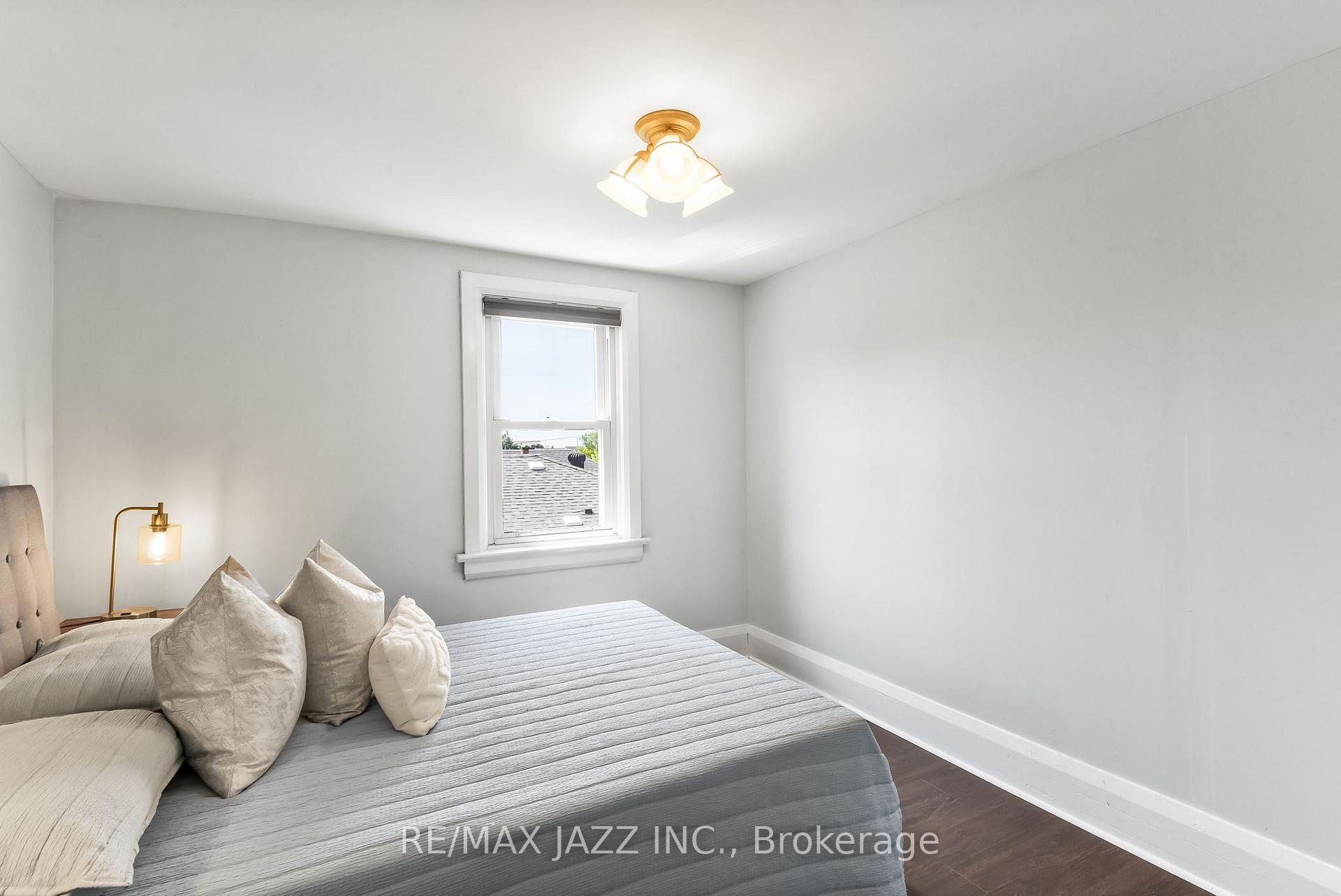 Photo 21 of 110 Gibbons Street, Oshawa, McLaughlin — HOMEH