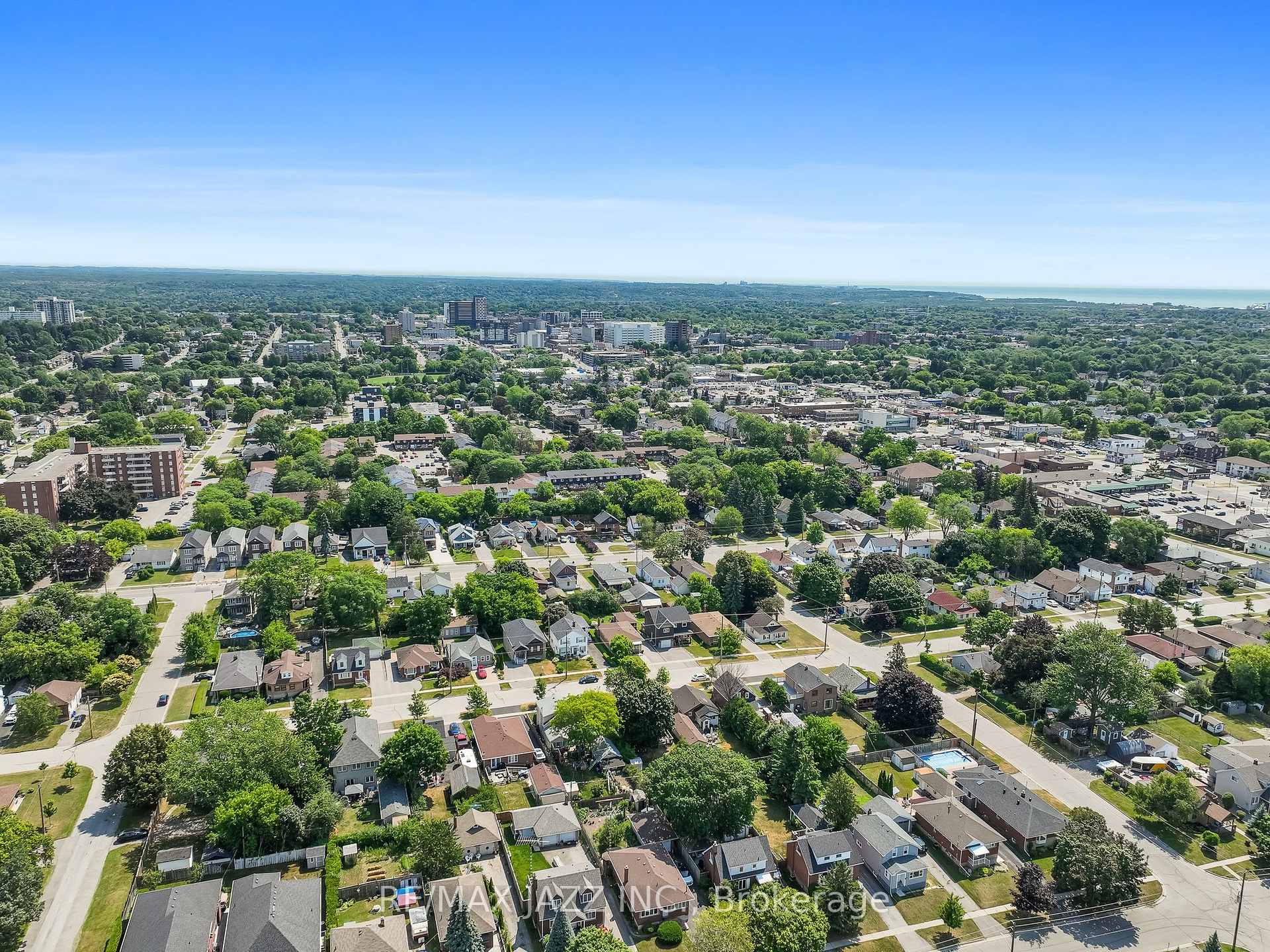 Photo 27 of 110 Gibbons Street, Oshawa, McLaughlin — HOMEH