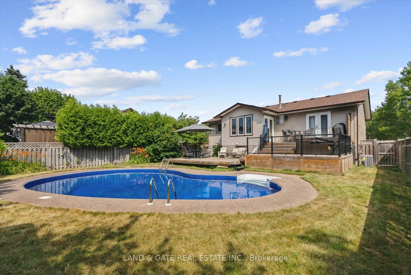 Photo 39 of 677 Whistler Drive, Oshawa, Northglen — HOMEH