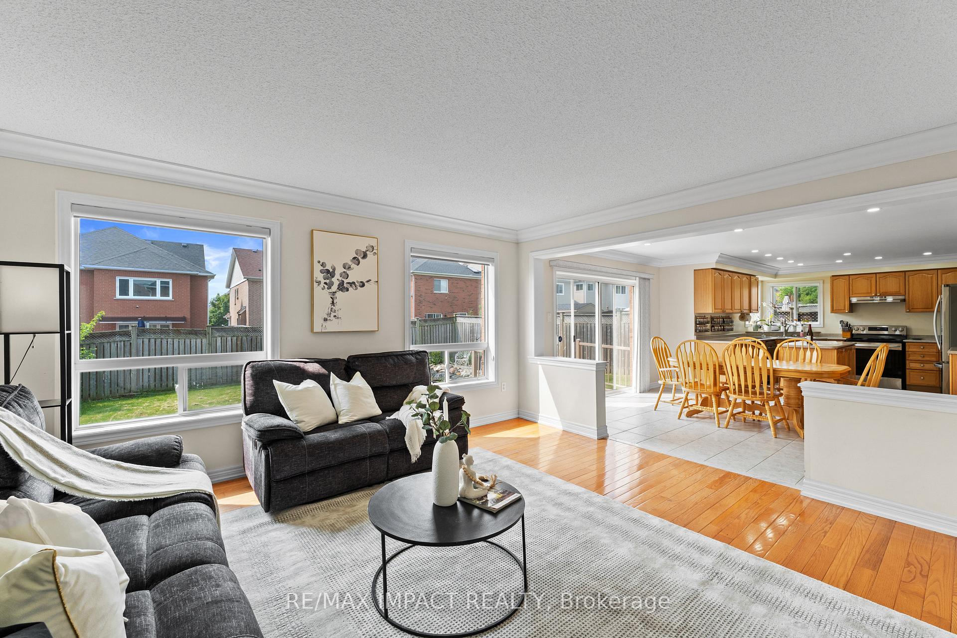 Photo 16 of 1615 Coldstream Drive, Oshawa, Taunton — HOMEH