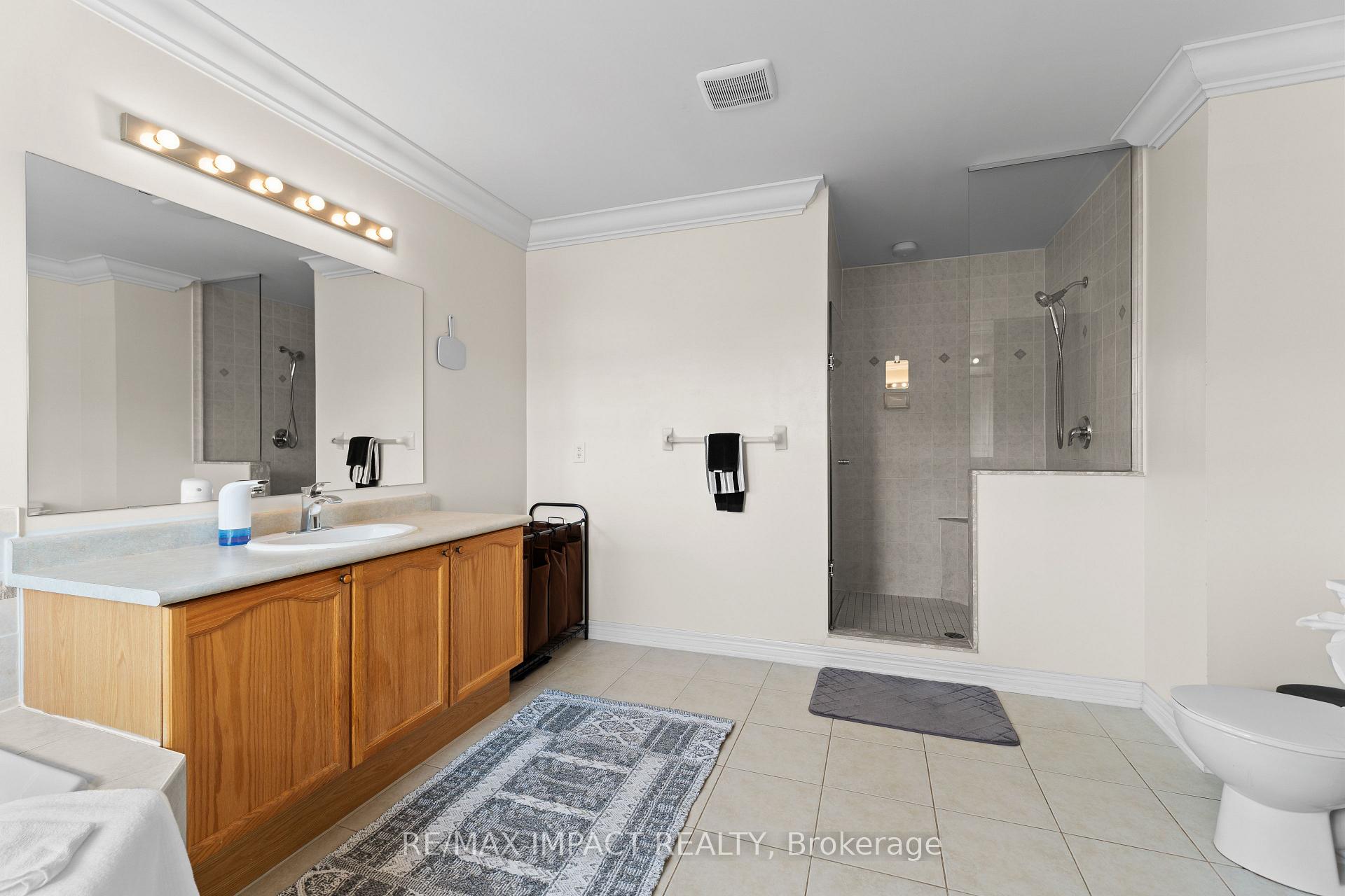 Photo 24 of 1615 Coldstream Drive, Oshawa, Taunton — HOMEH