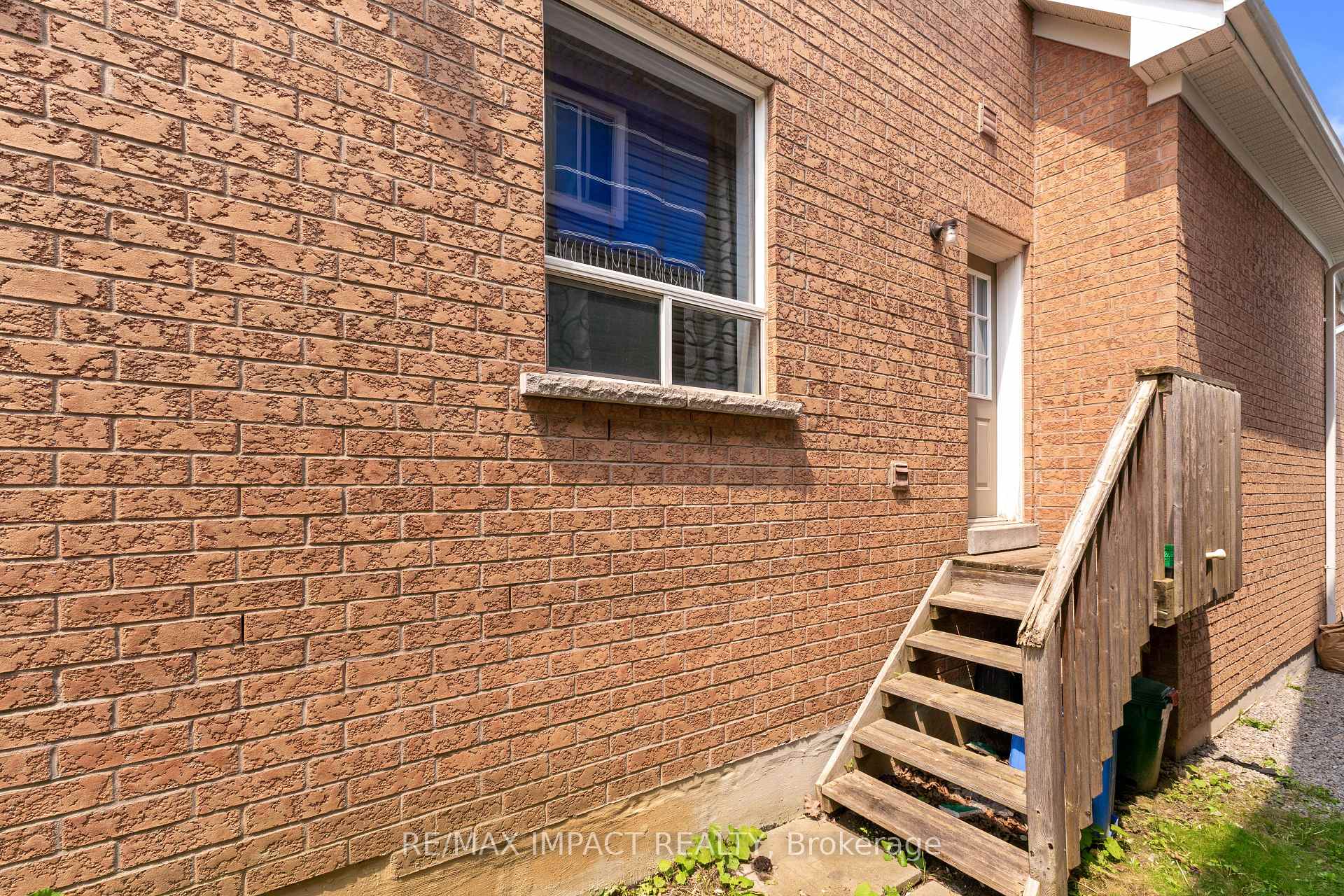 Photo 32 of 1615 Coldstream Drive, Oshawa, Taunton — HOMEH