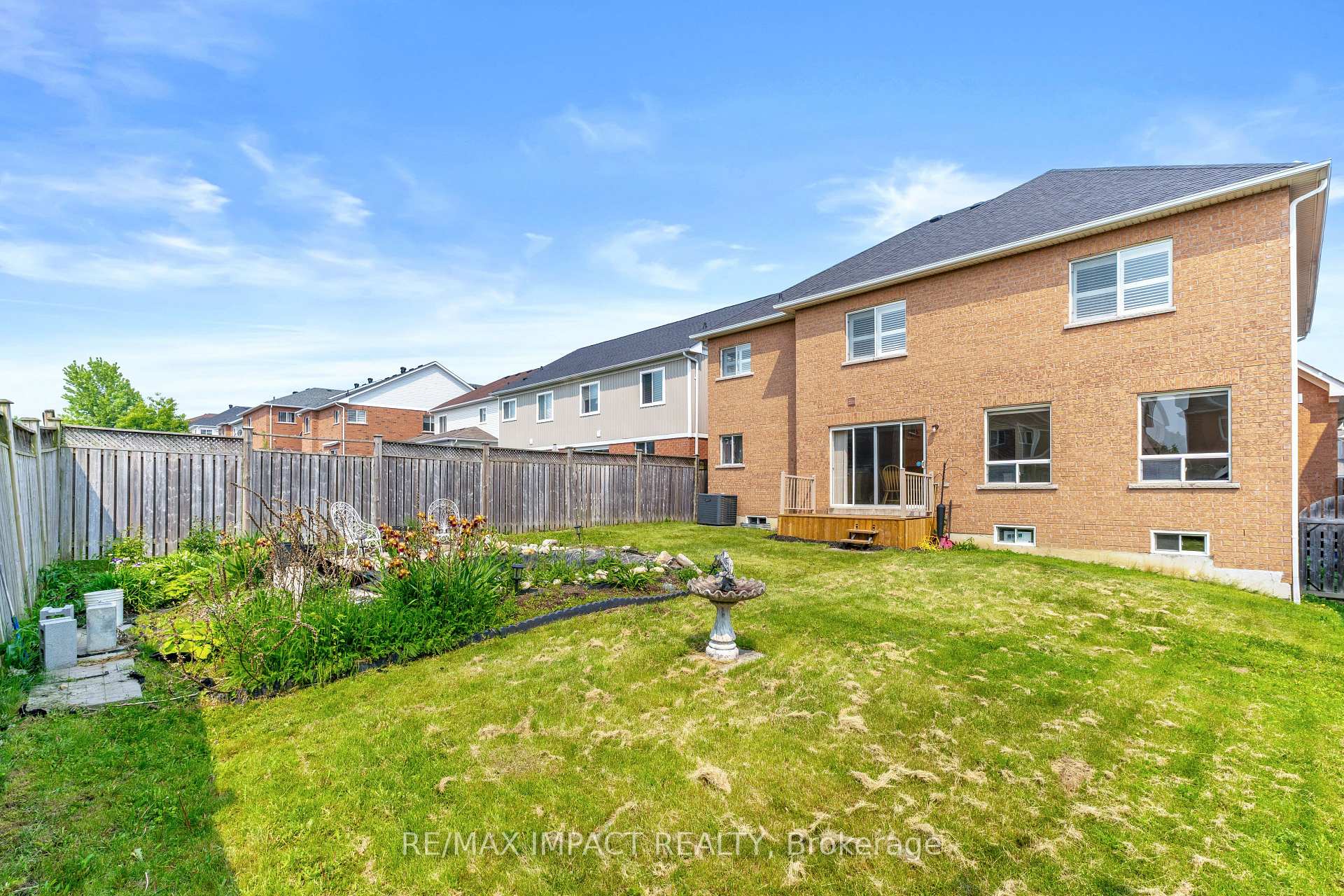 Photo 31 of 1615 Coldstream Drive, Oshawa, Taunton — HOMEH