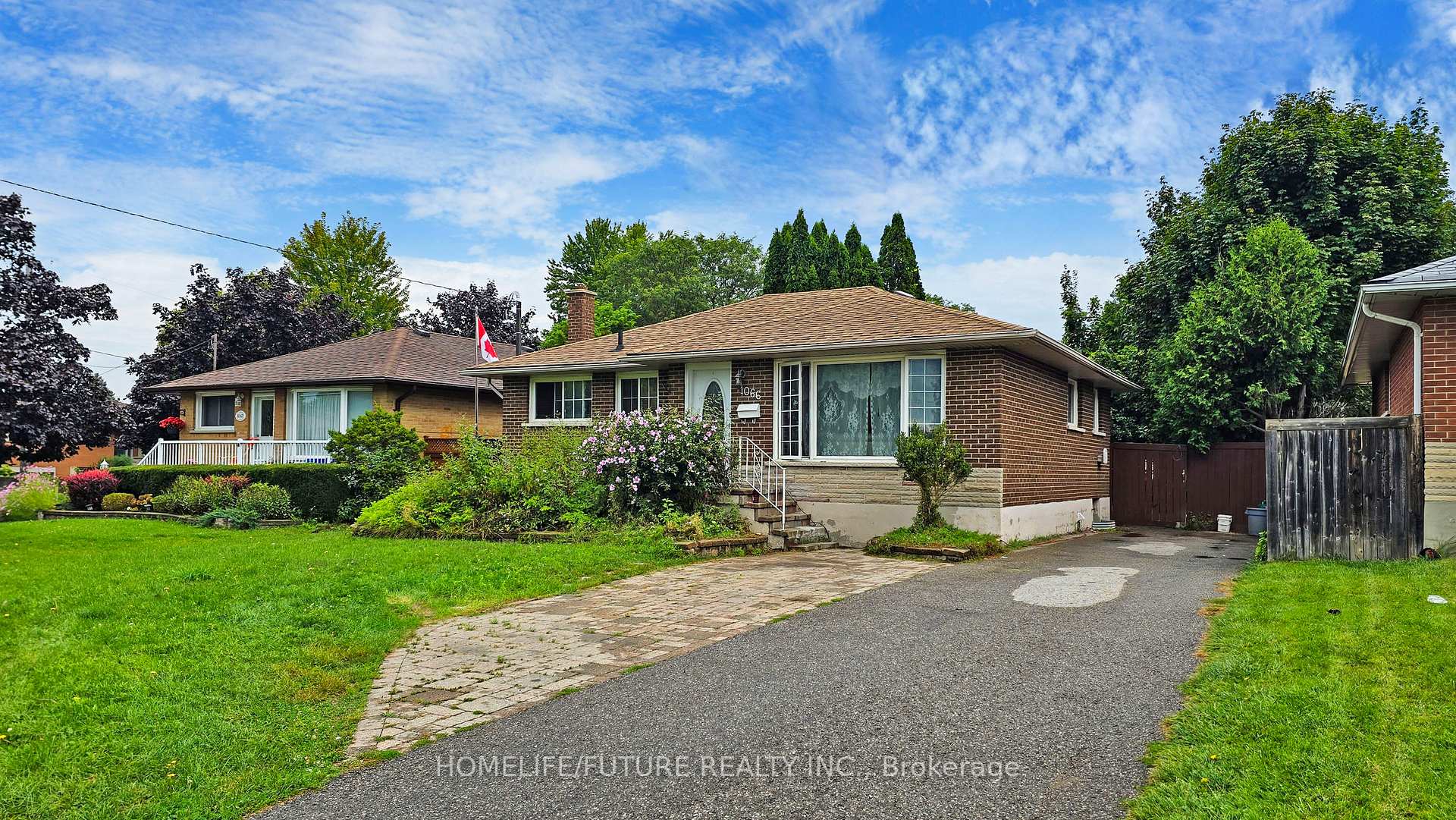 Photo 10 of 1066 Olive Avenue, Oshawa, Donevan — HOMEH