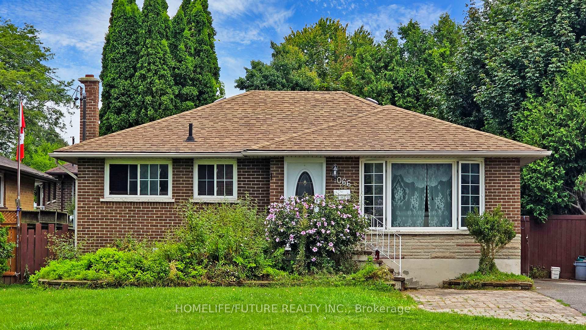 Photo 5 of 1066 Olive Avenue, Oshawa, Donevan — HOMEH