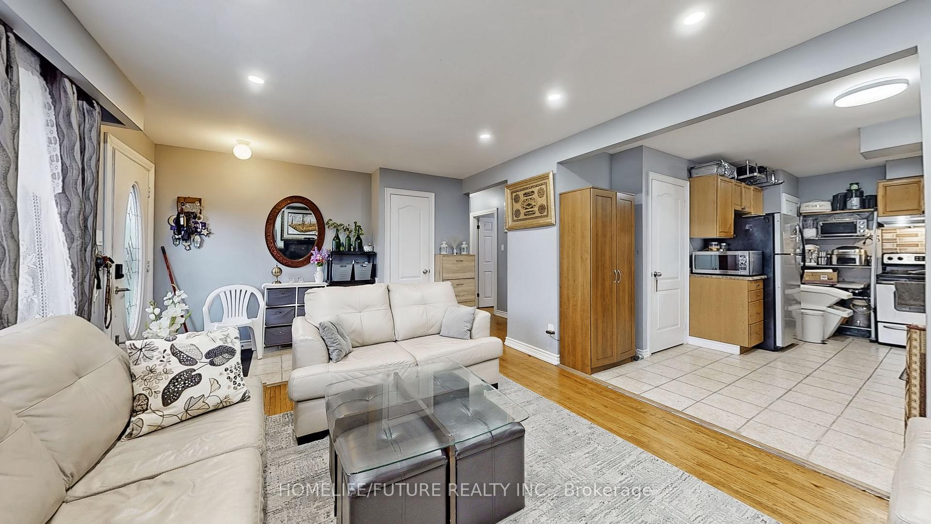 Photo 9 of 1066 Olive Avenue, Oshawa, Donevan — HOMEH