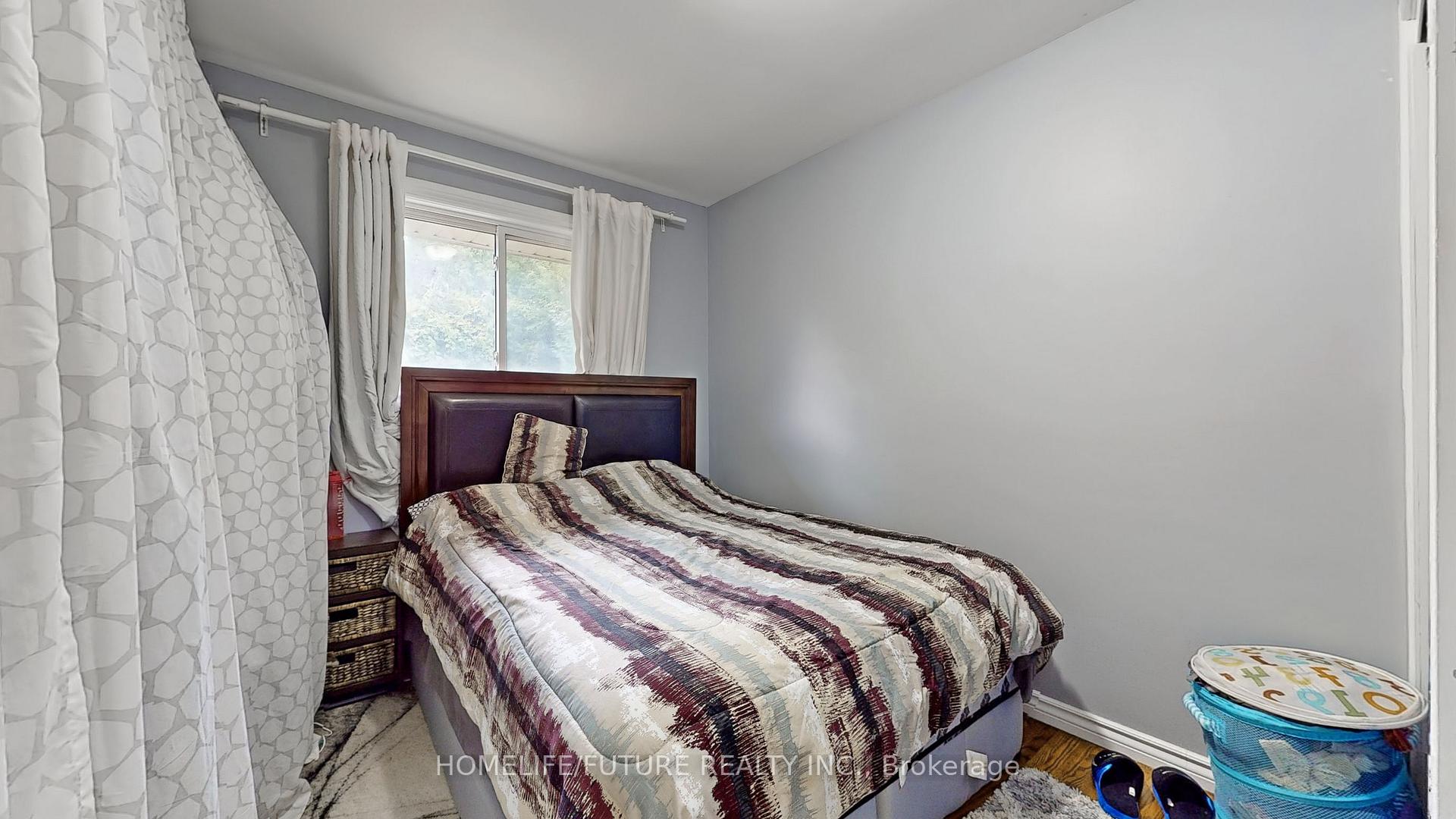 Photo 17 of 1066 Olive Avenue, Oshawa, Donevan — HOMEH